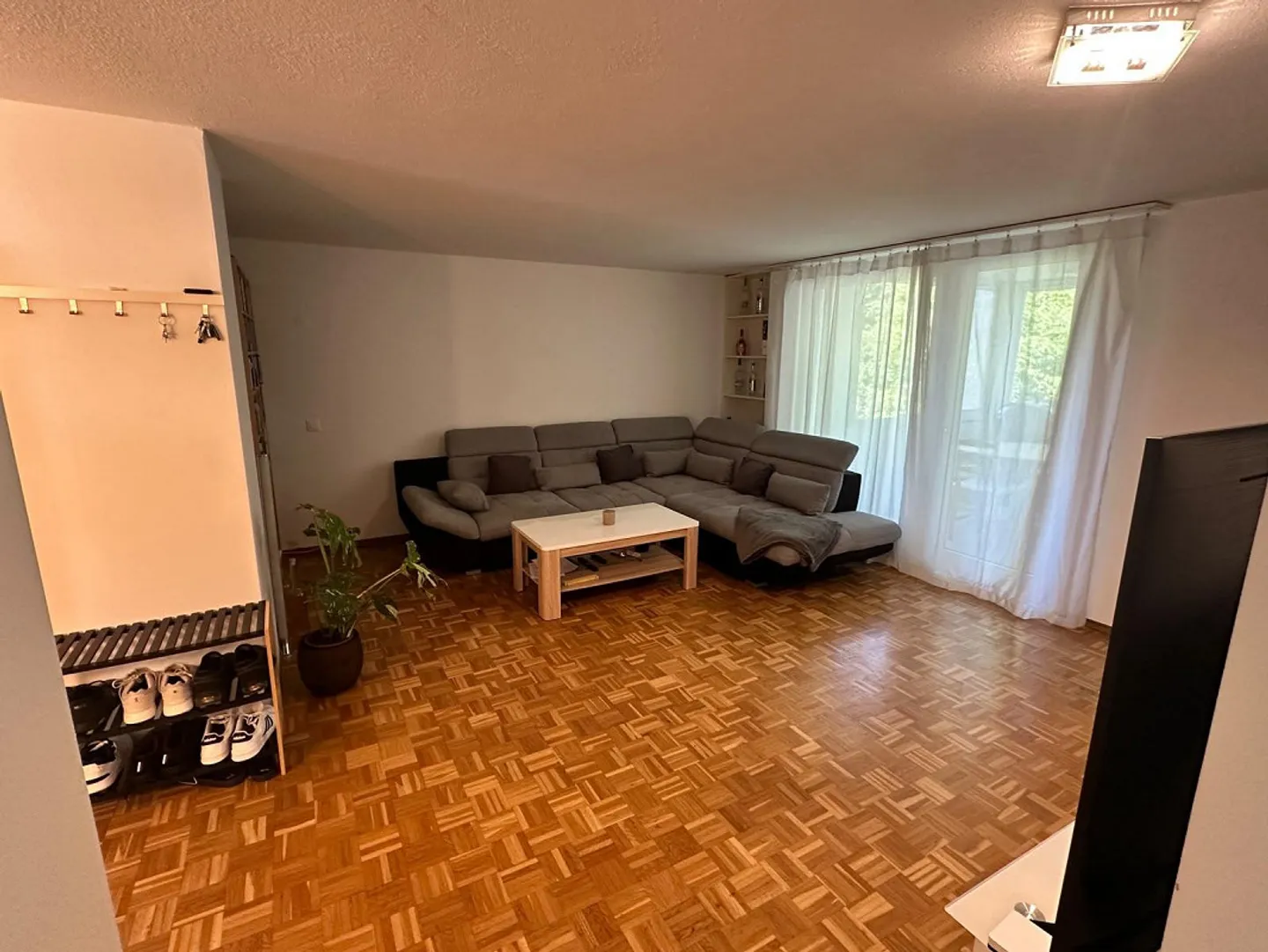 Vivere con comfort - 3,5 stanze e giardino d'inverno soleggiato - Foto 4 di 10