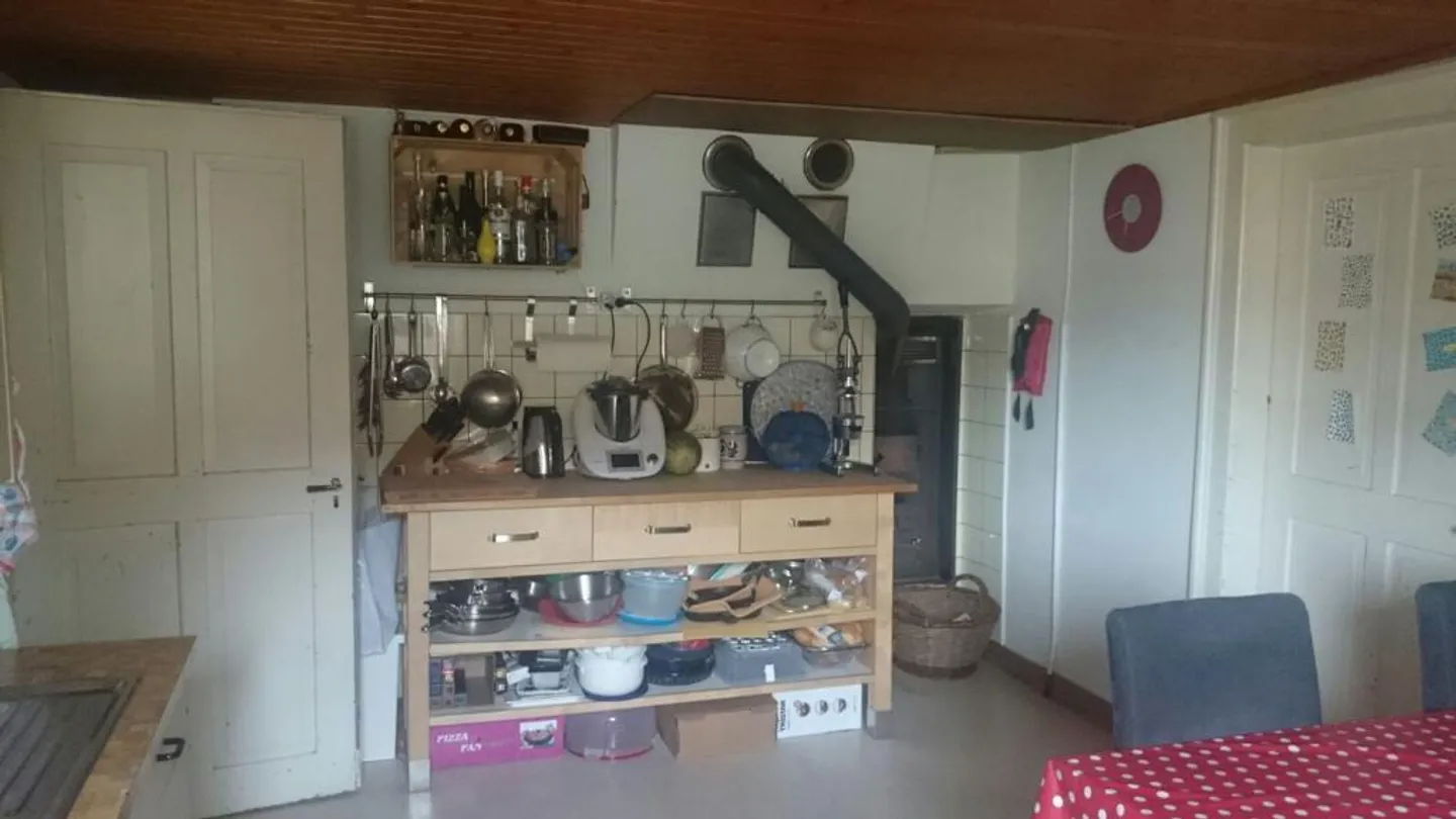 3 Room Apartment - Photo 4 of 4