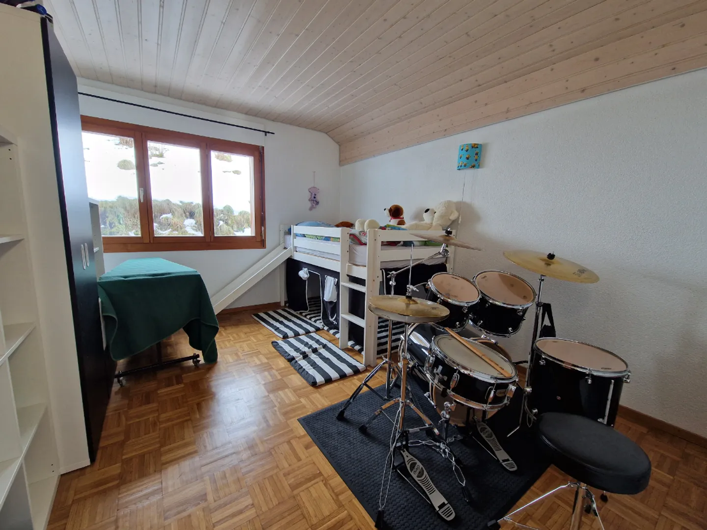 Single-family house with 5½ rooms and garage - Photo 10 of 13