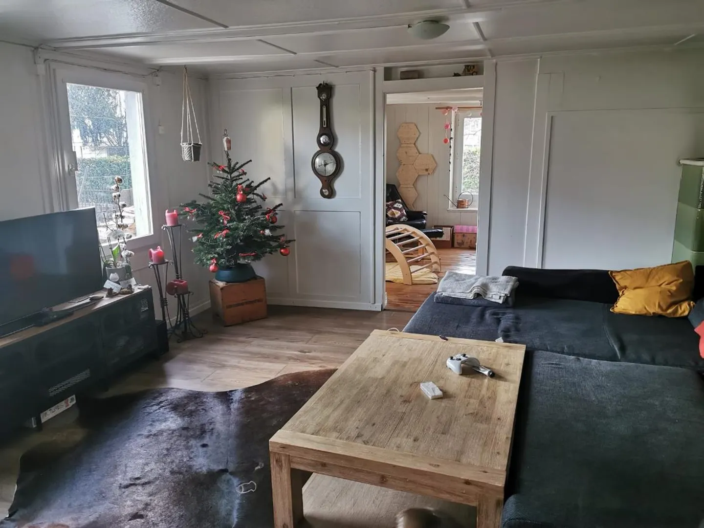 3 Room Apartment - Photo 3 of 4