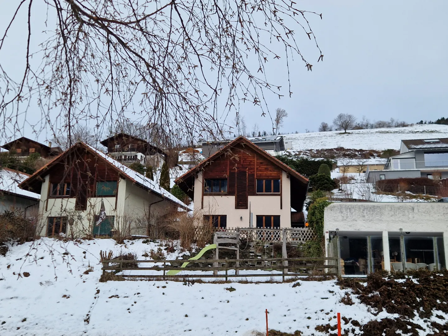 Single-family house with 5½ rooms and garage - Photo 2 of 13