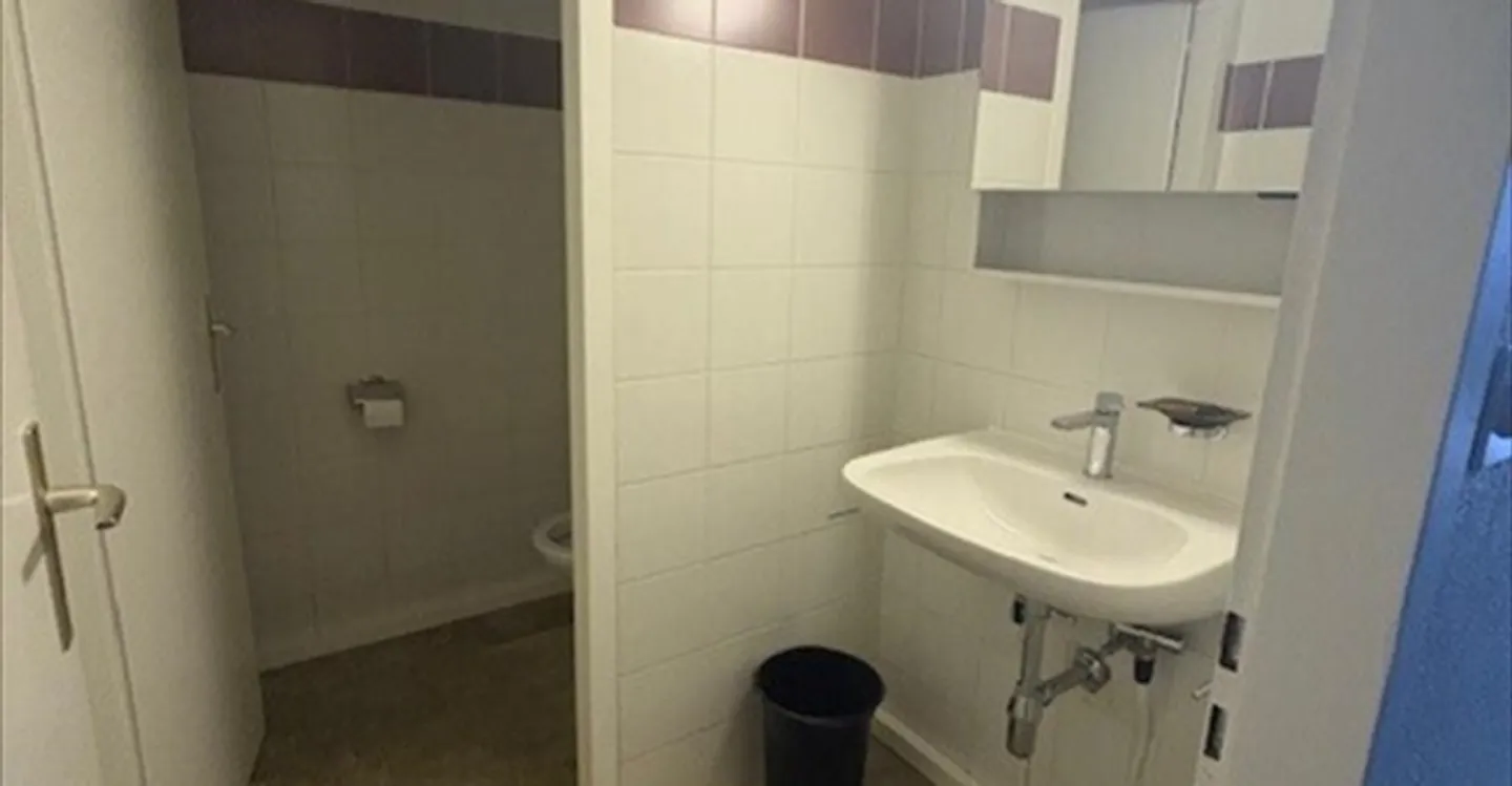 Negozio in affitto - Foto 2 di 7