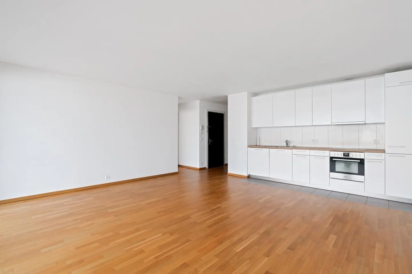 3 Zimmer im 2. Stock, frisch gestrichen in einem MINERGIE-Viertel - Foto 5 von 6