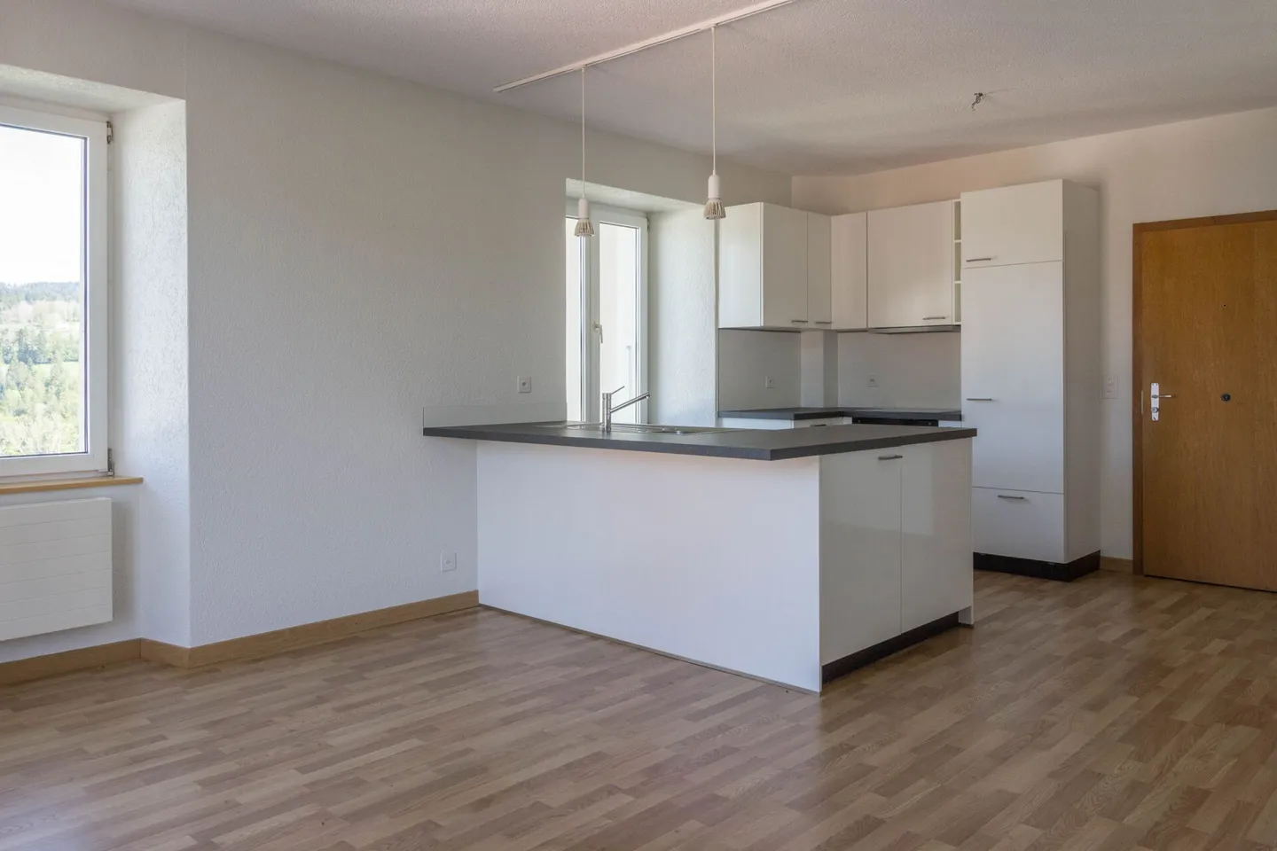 Lac 4, Les Brenets - 5-Zimmer-Wohnung mit Balkon im 2. Stock - Foto 9 von 16