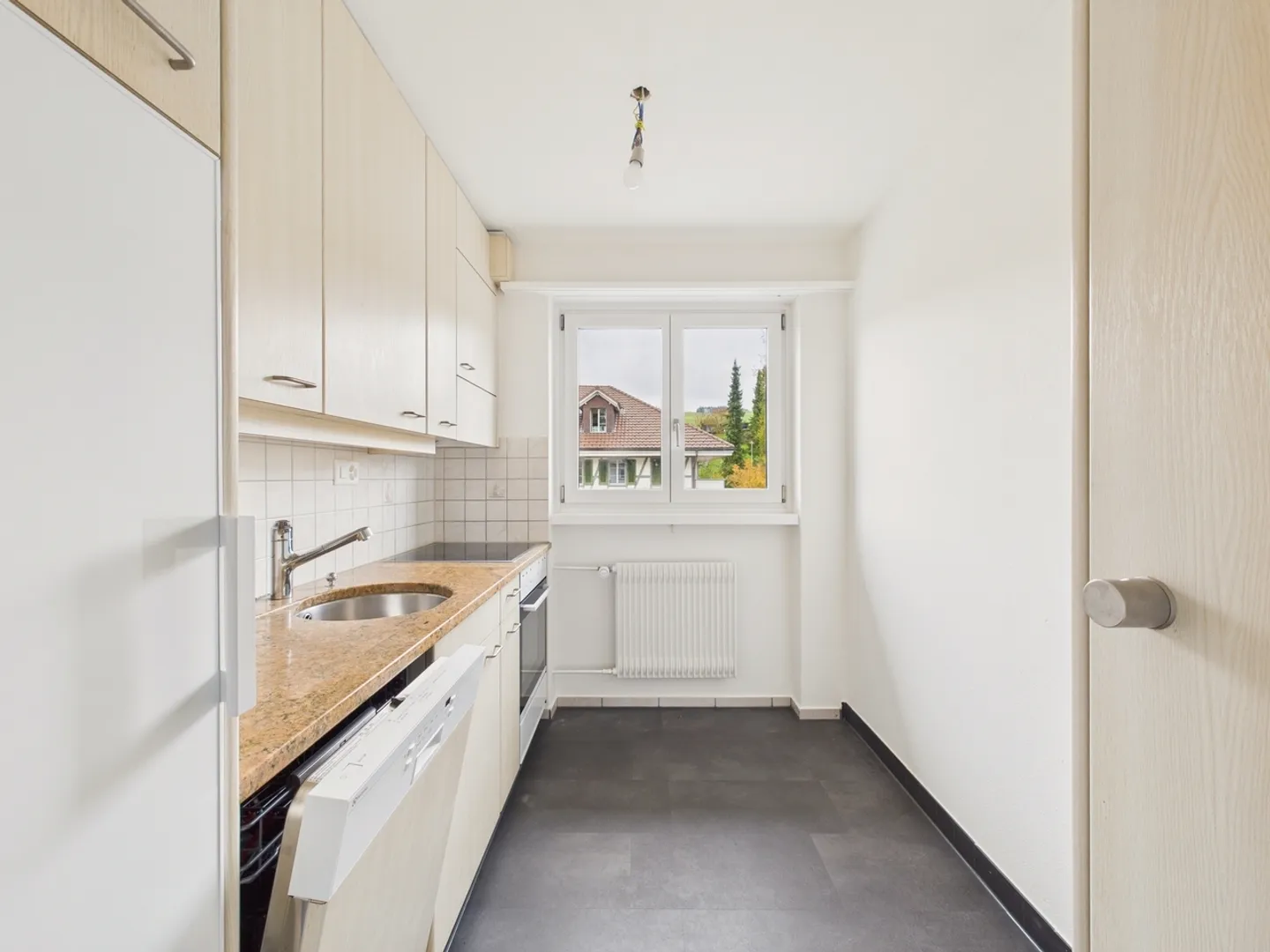 Appartement 3.5 pièces à Biglen - Photo 2 sur 8