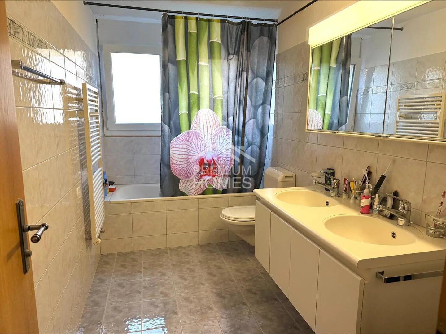 Stilvolles Apartment in grüner Lage - Foto 4 von 5