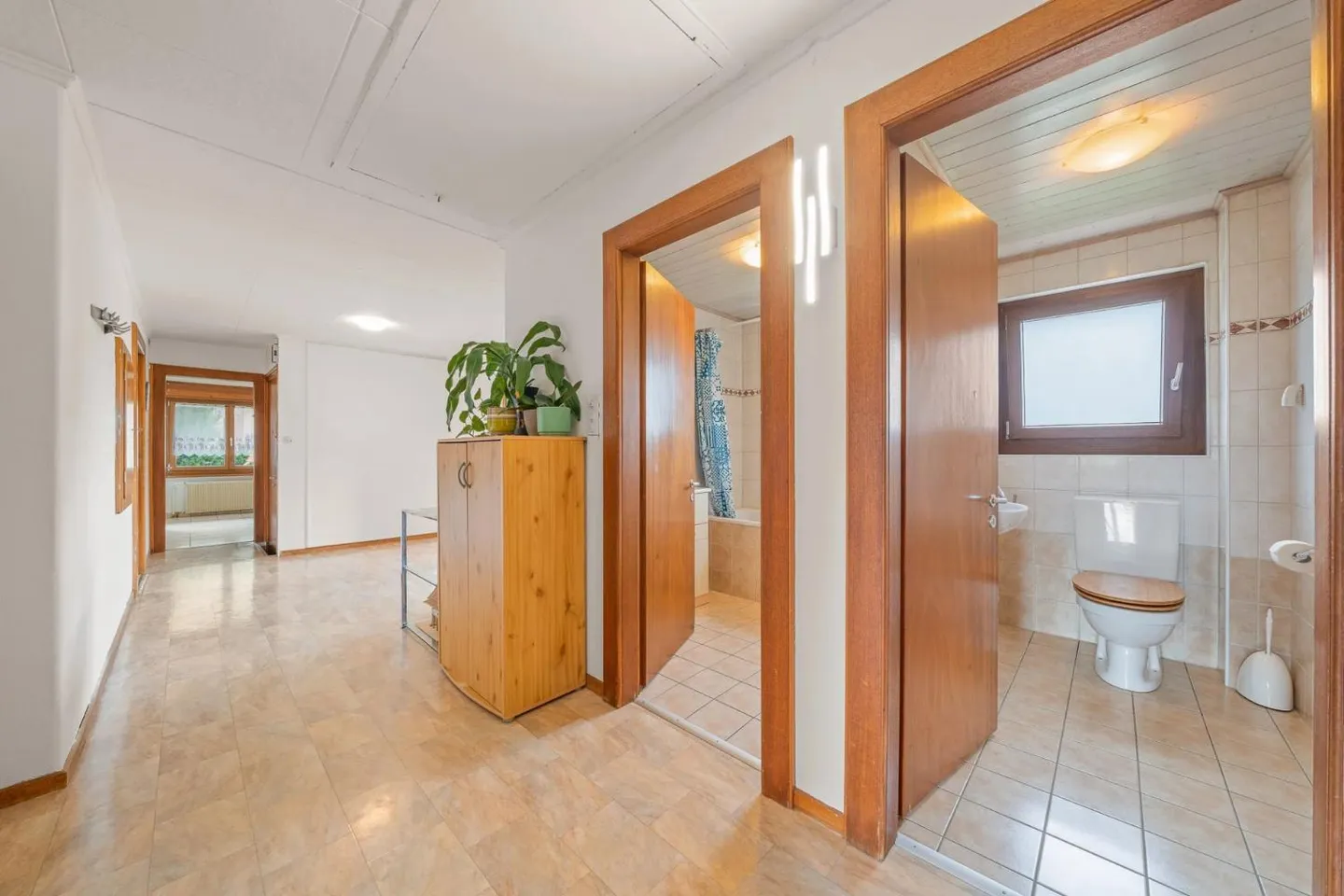 Casa con 2 appartamenti - Foto 6 di 13