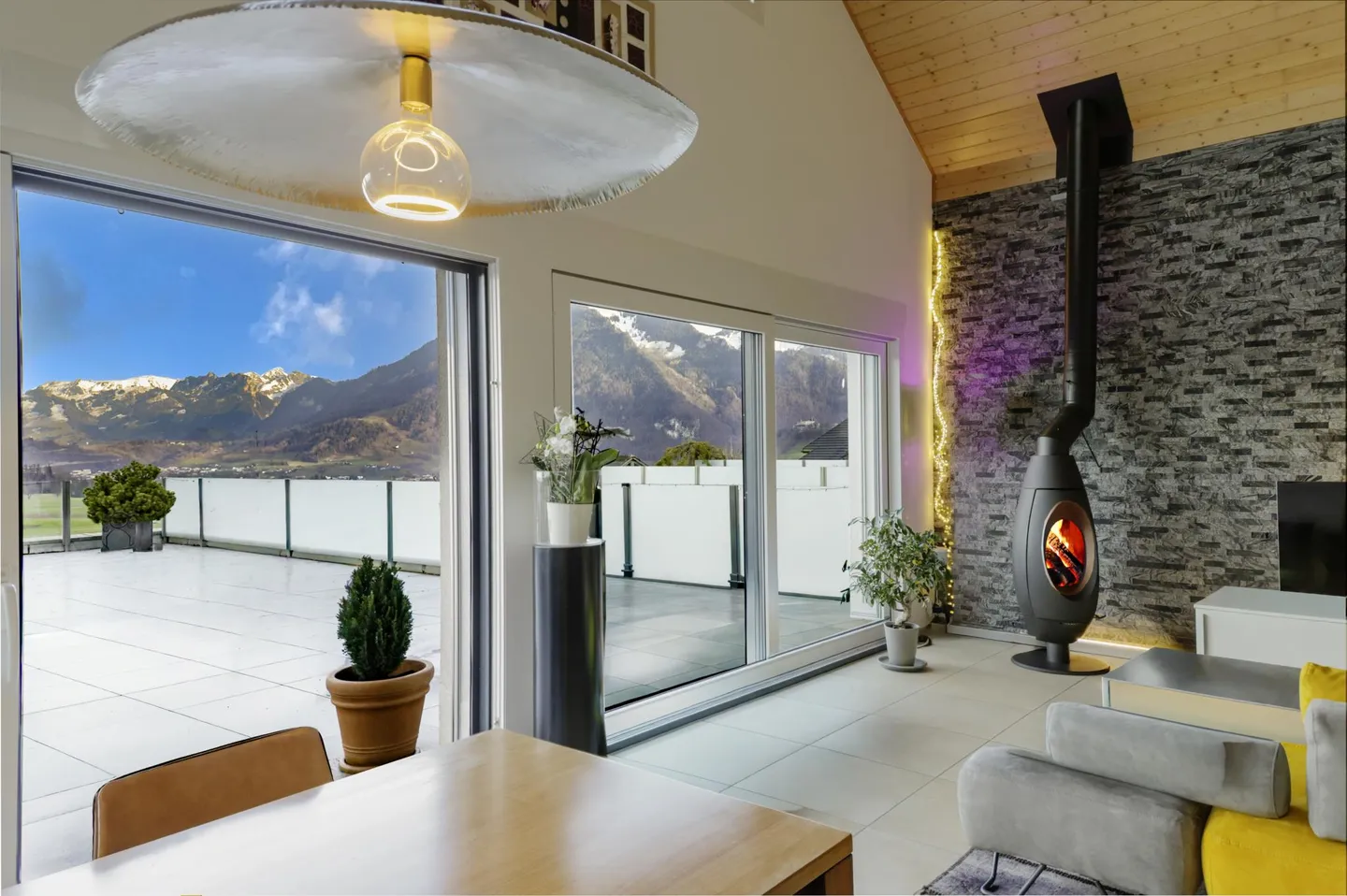 Einfamilienhaus kaufen - Foto 1 von 13