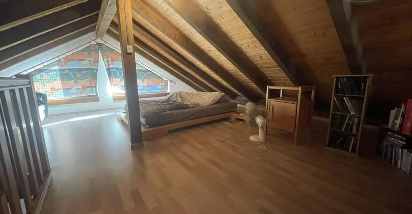 Investment Property with Rental Potential - Photo 9 of 11