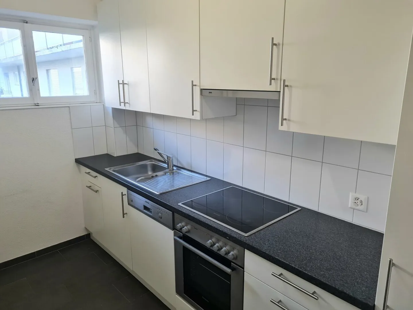 Modern 2-room apartment with balcony! - Photo 1 of 5