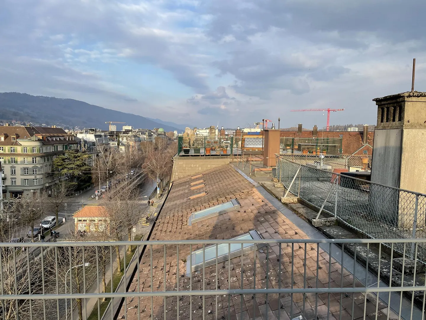 Vivre en face du parc Elfenau sur la Schüss et près de la gare SBB de Biel - Photo 11 sur 12