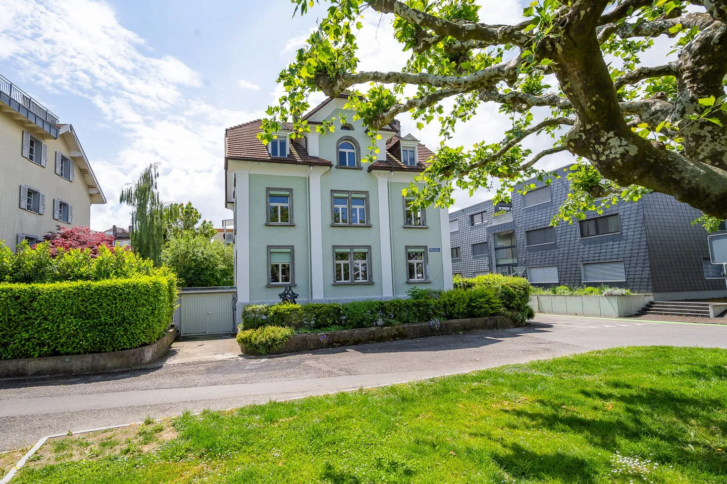 Altbauwohnung direkt am See zu vermieten - Foto 1 von 10