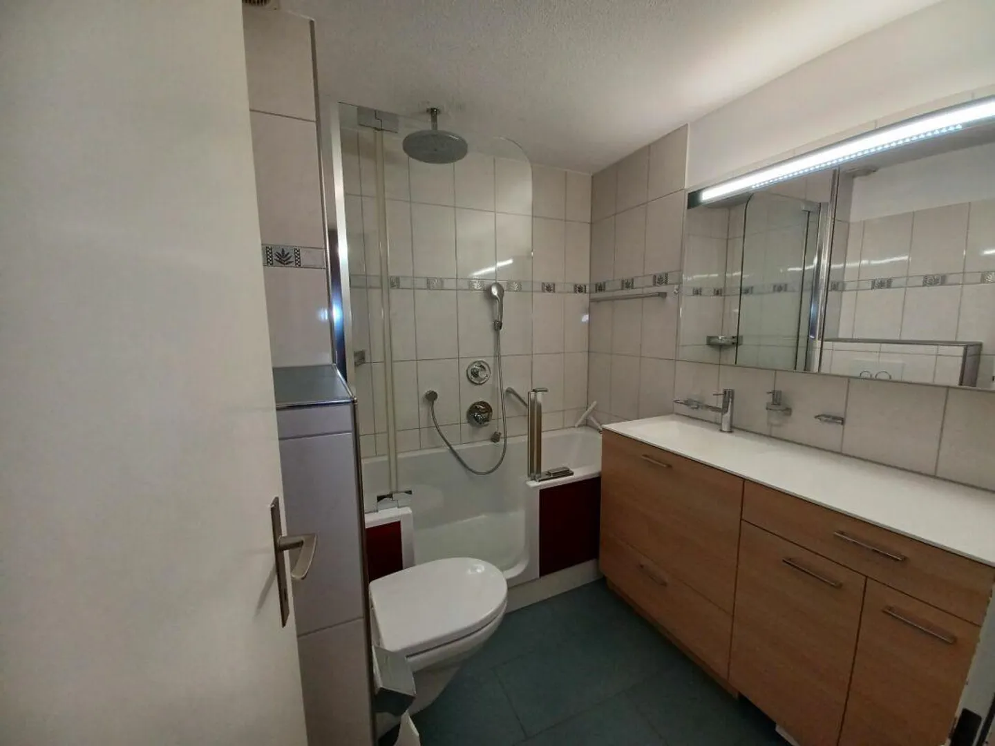 Appartement ensoleillé de 3,5 pièces - Photo 3 sur 10