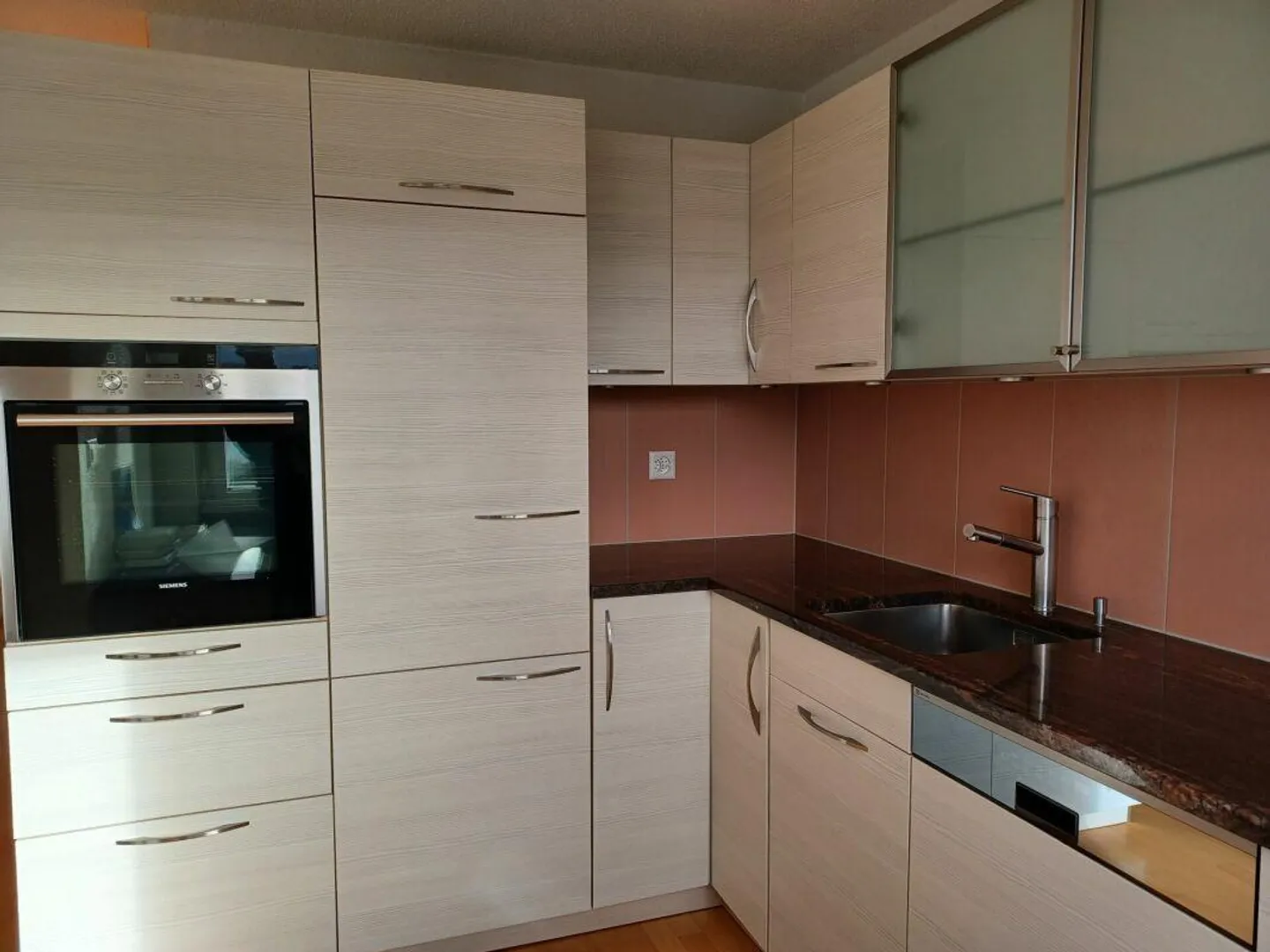 Appartement ensoleillé de 3,5 pièces - Photo 2 sur 10