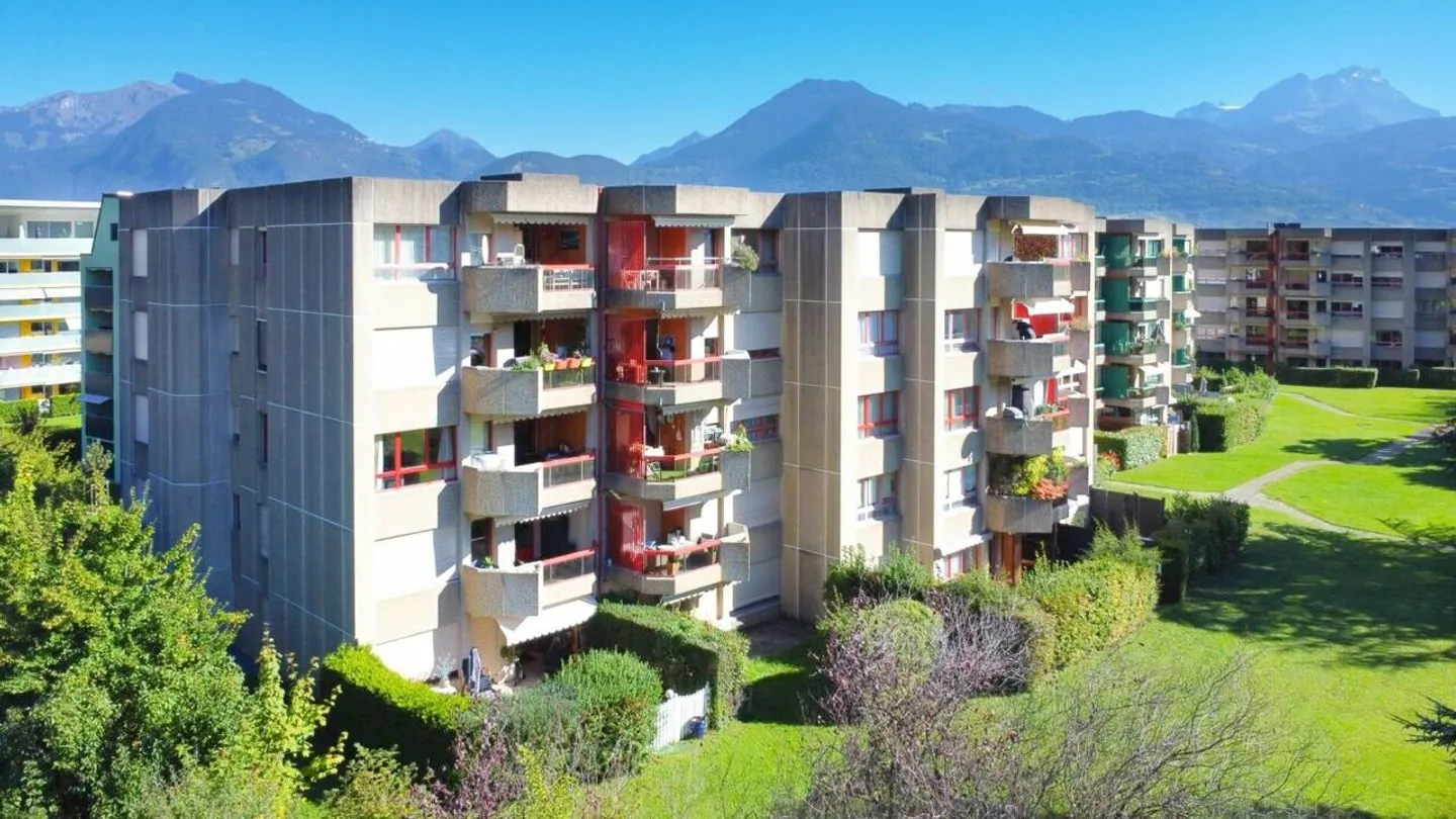 Appartamento 5.5 stanze - Foto 1 di 18