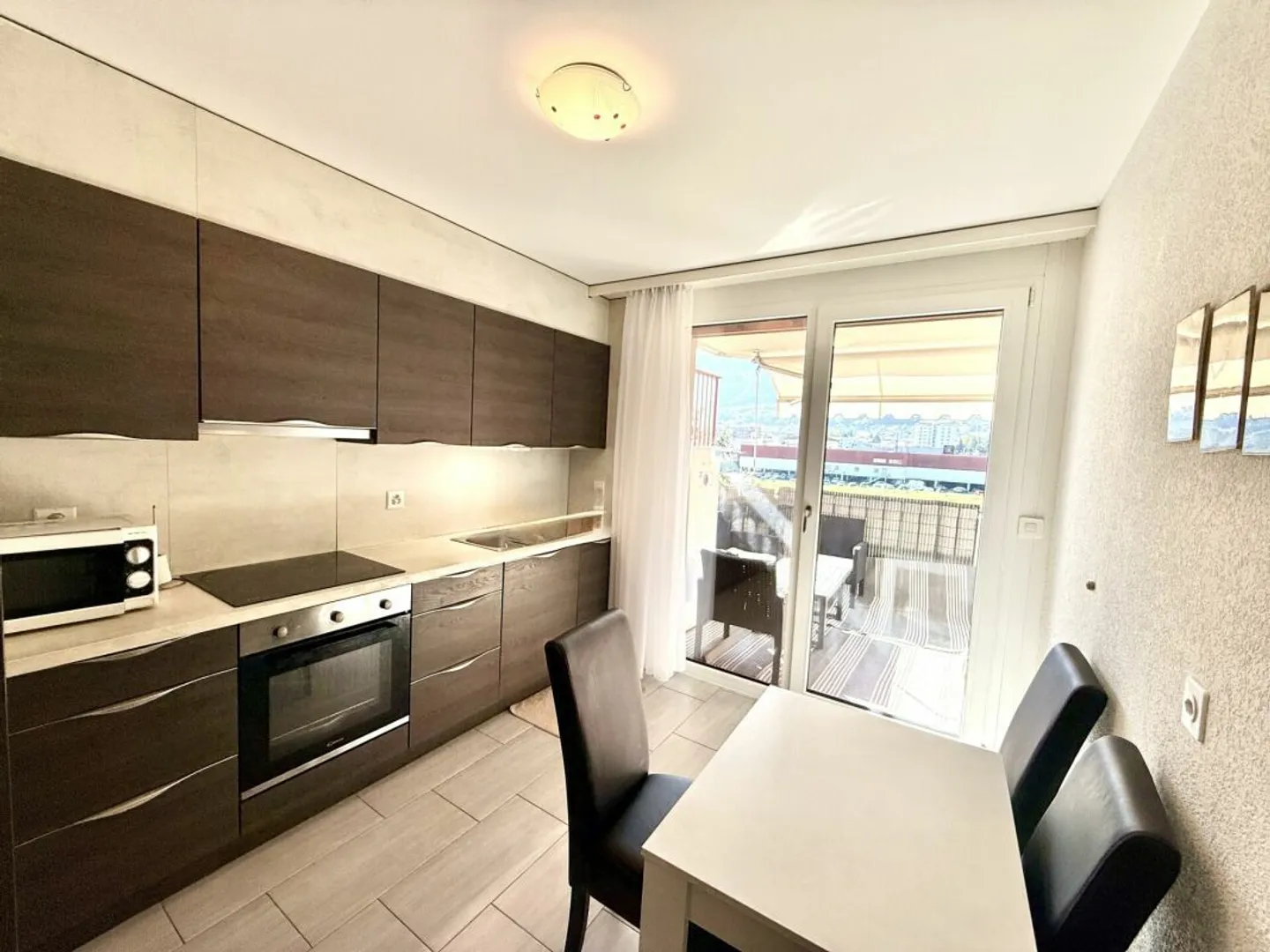 Appartamento 5.5 stanze - Foto 9 di 18