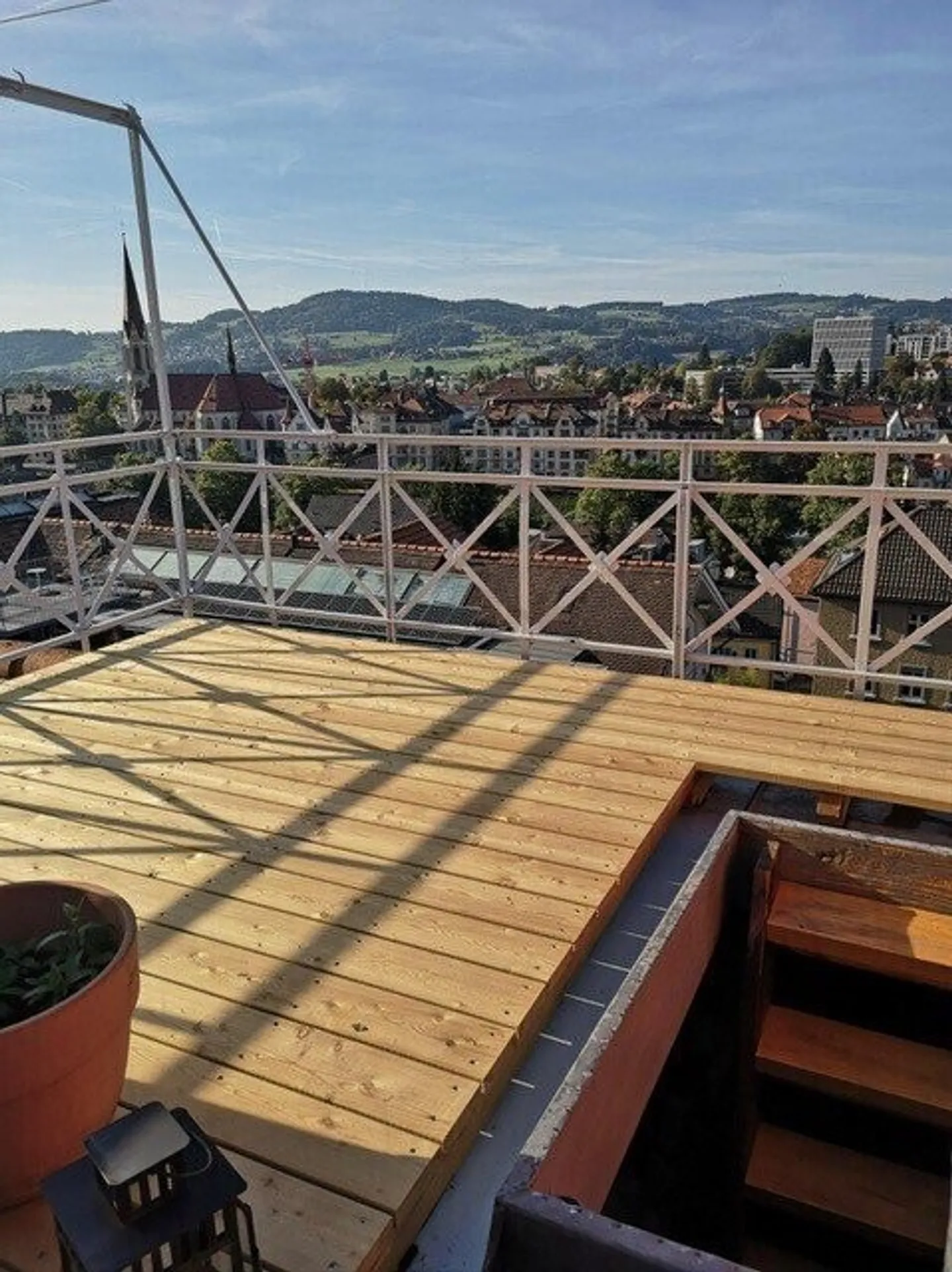 Incantevole appartamento con 3 camere e una splendida terrazza sul tetto - dal 1° giugno - Foto 8 di 8