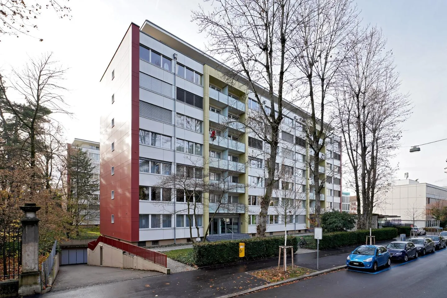 Place de stationnement pour petites voitures près de l'Aeschenplatz - Photo 1 sur 1