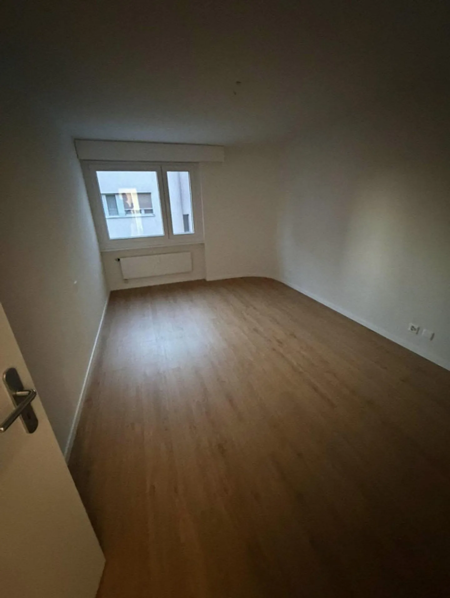 Freshly renovated 4.5 room apartment - Photo 7 of 10