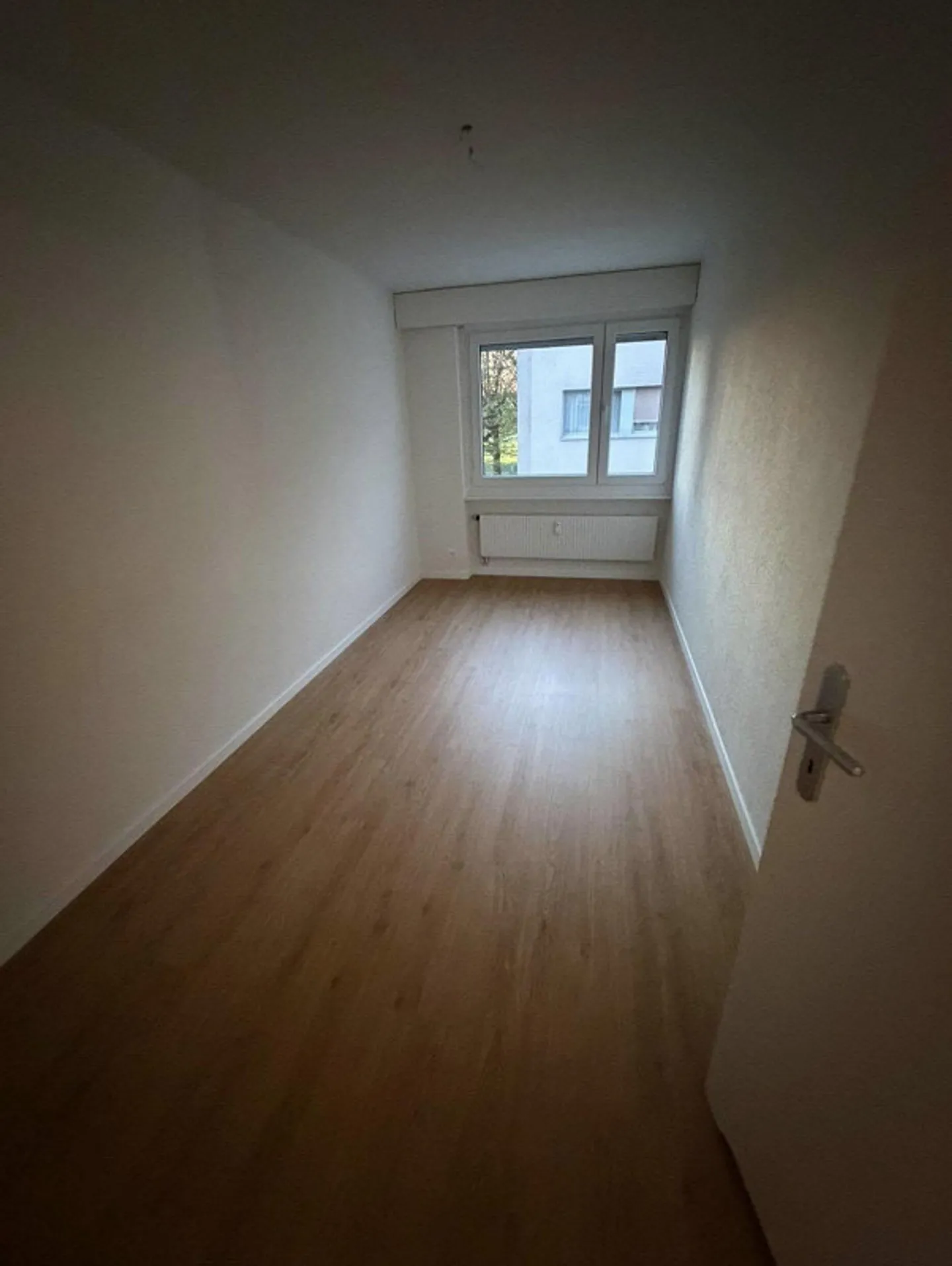 Freshly renovated 4.5 room apartment - Photo 8 of 10