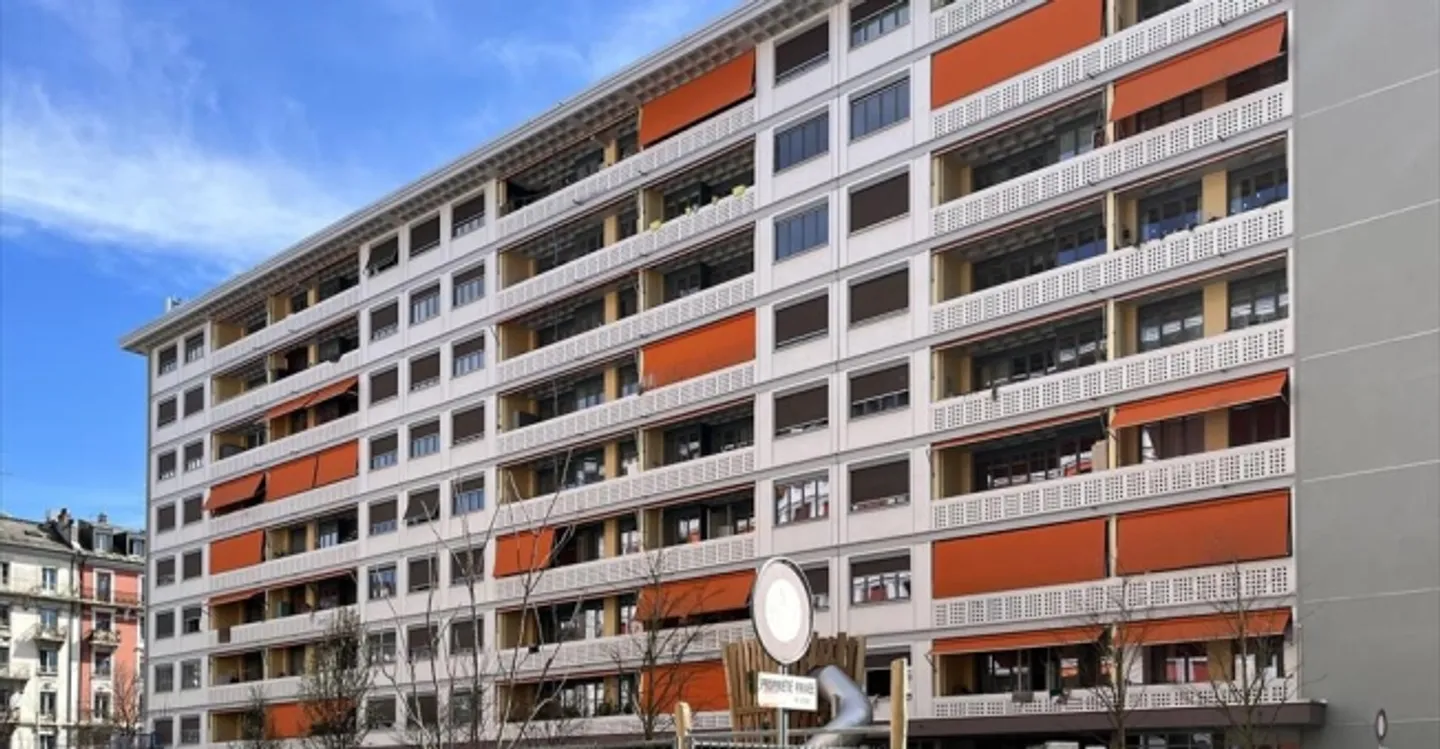 Magasin à louer - Photo 2 sur 2