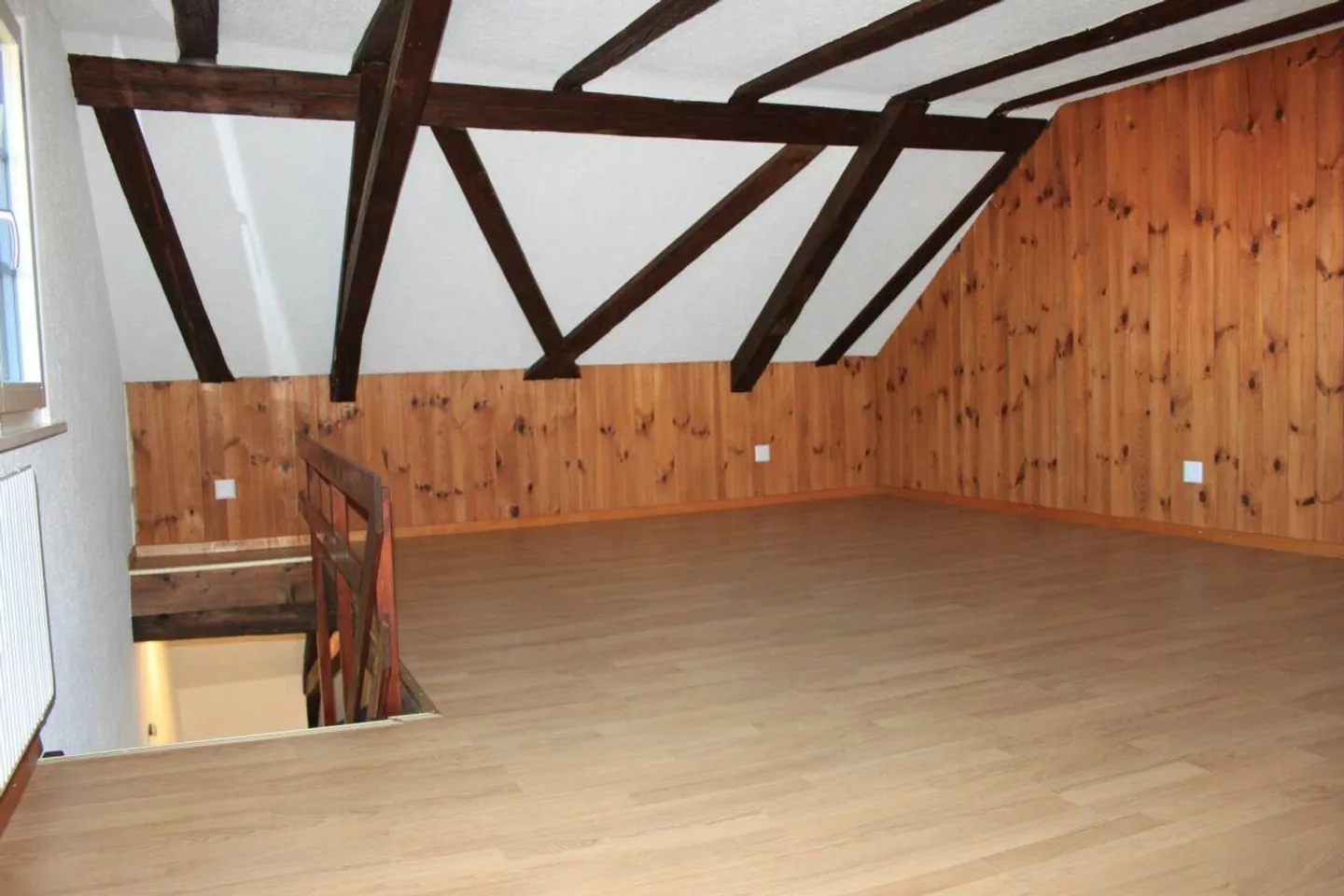 Vivre au centre d'Altstätten, appartement sous les toits - Photo 5 sur 10