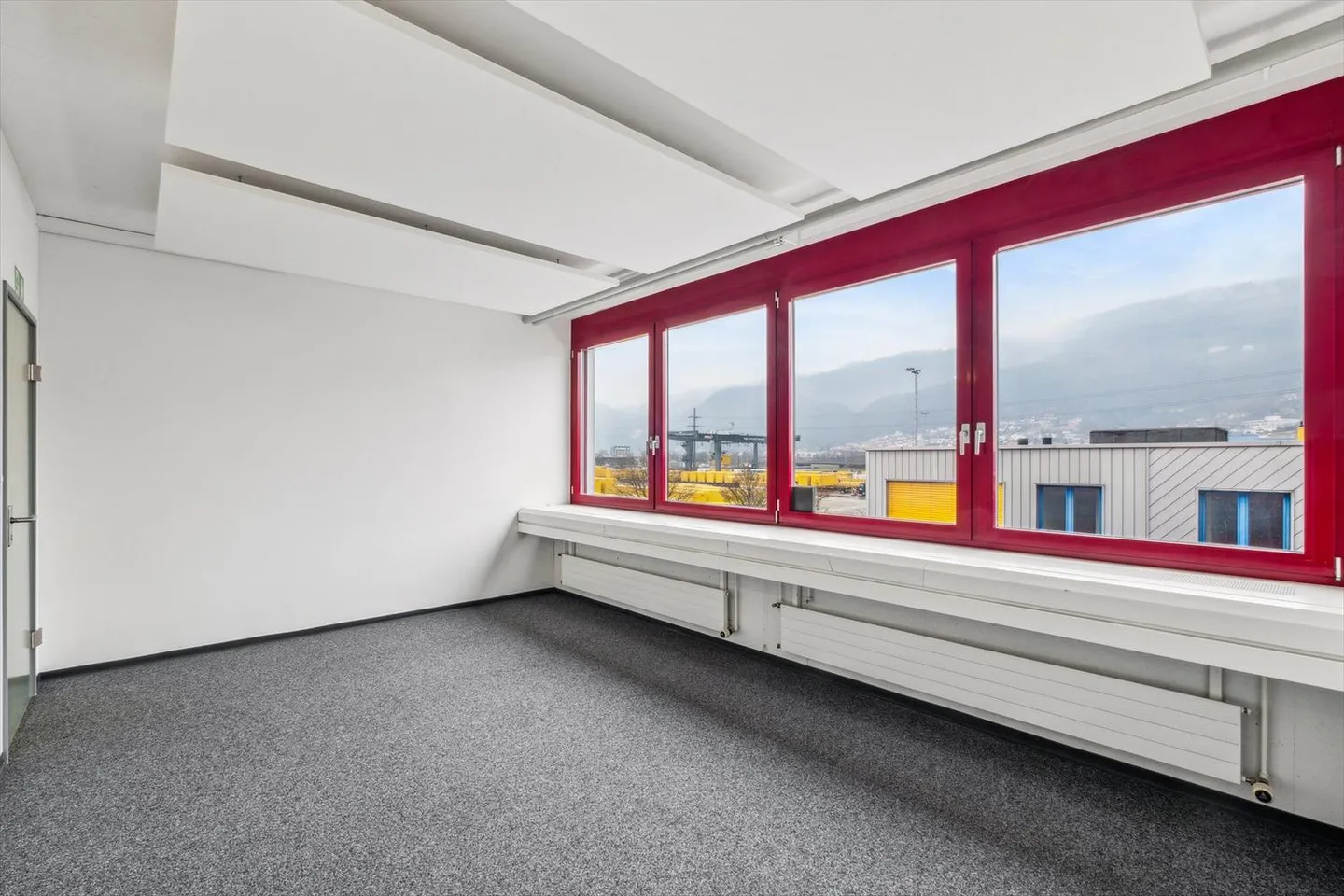 Altgraben 23 - I tuoi nuovi spazi commerciali nella migliore posizione! 4° piano - Foto 2 di 13