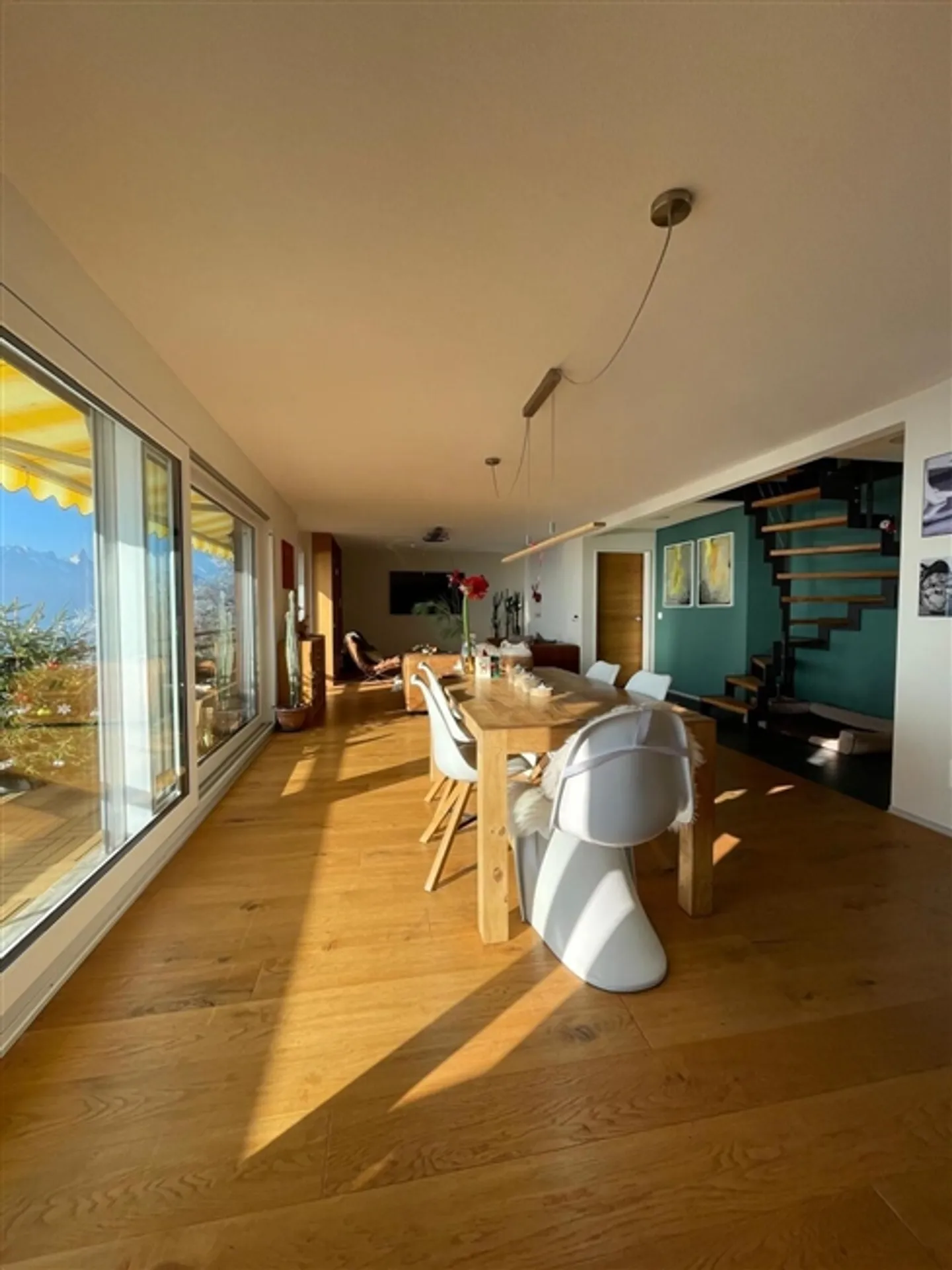 3 ROOM HOUSE IN TSCHINGEL OB GUNTEN (BE), FURNISHED, TEMPORARY - Photo 4 of 10