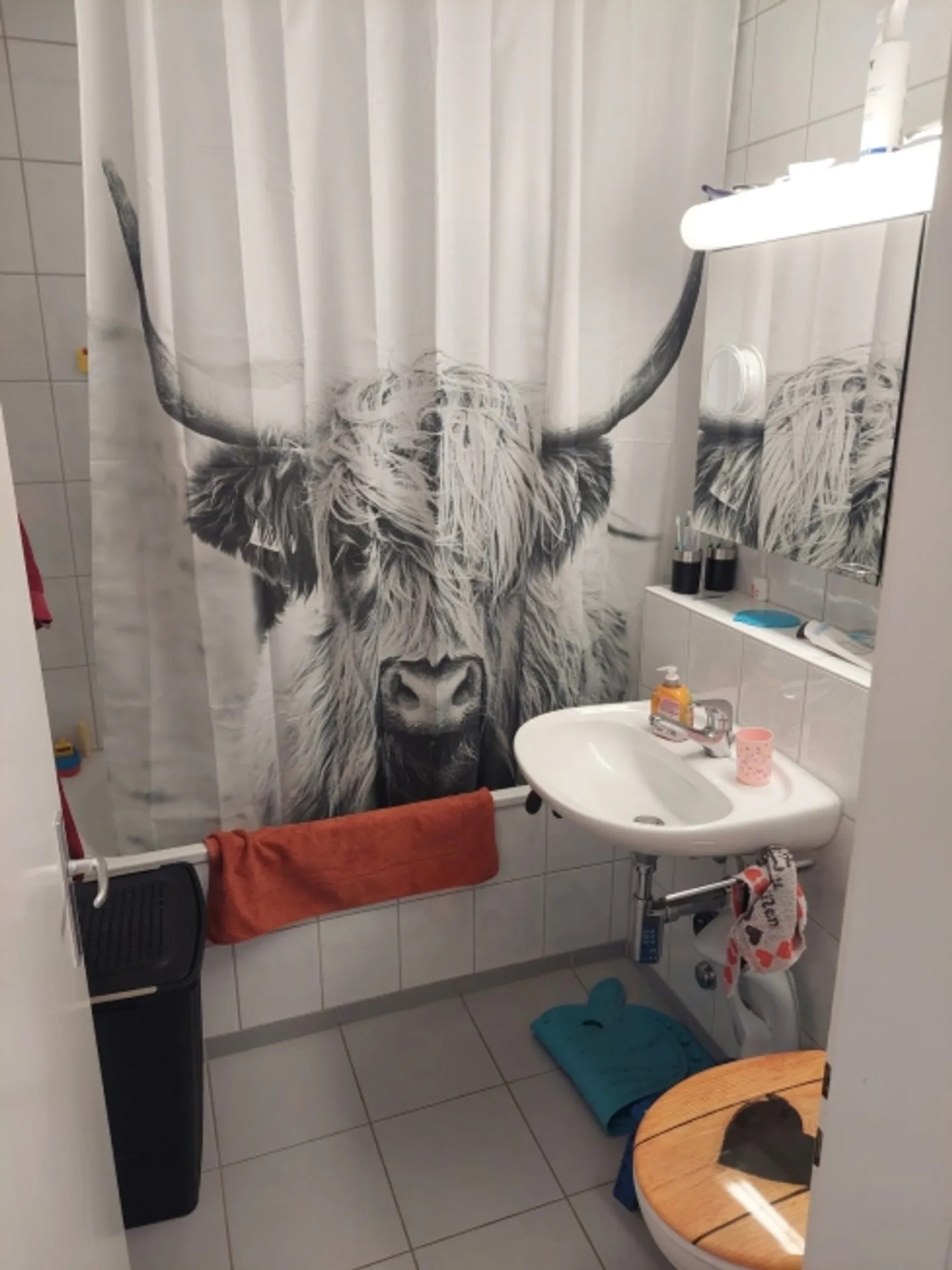«4 ZI-WOHNUNG IN BERN - OSTRING, MÖBLIERT, TEMPORÄR» - Foto 8 von 10