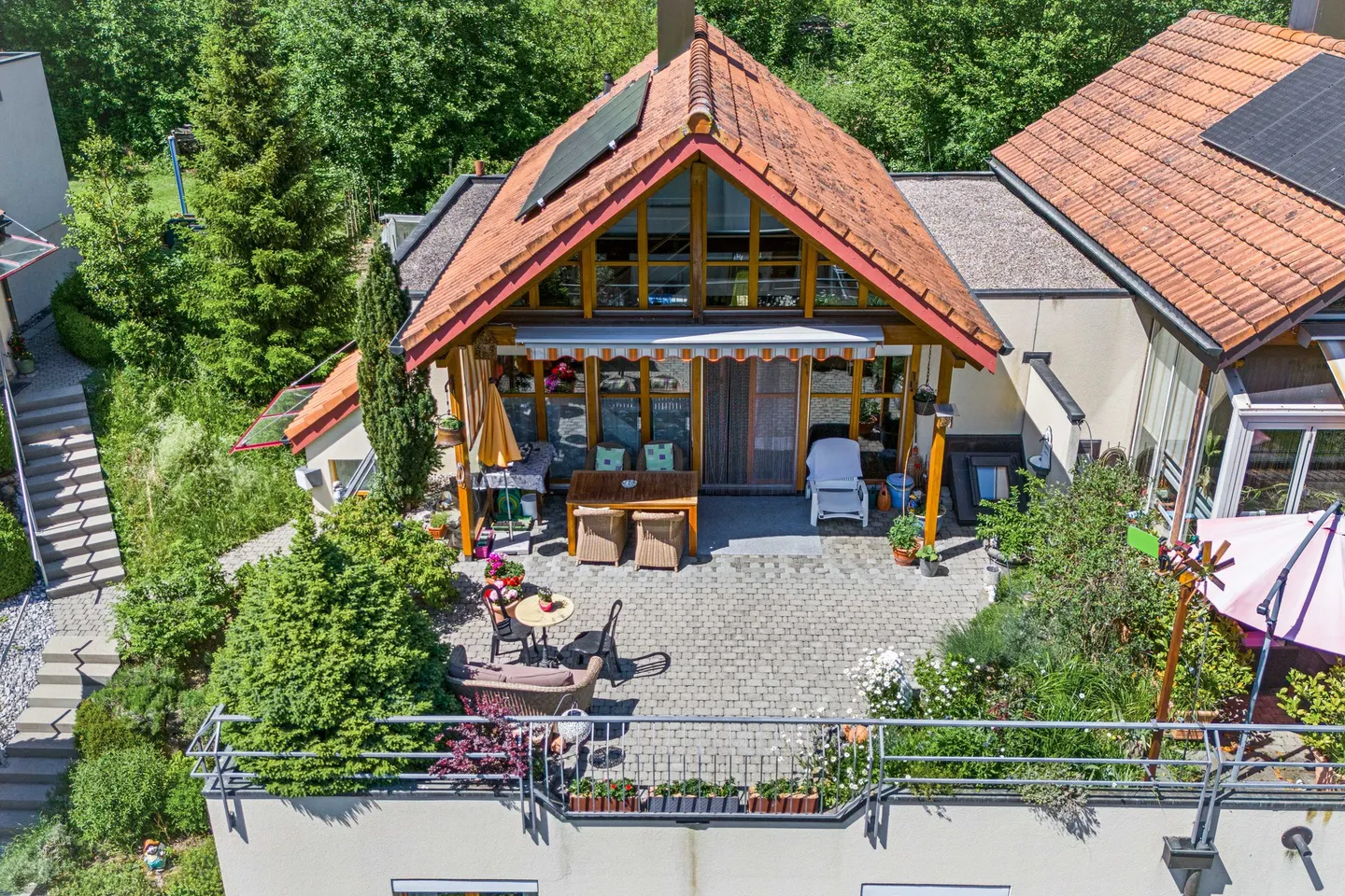 Maison en terrasse avec terrasse ensoleillée - Photo 10 sur 11