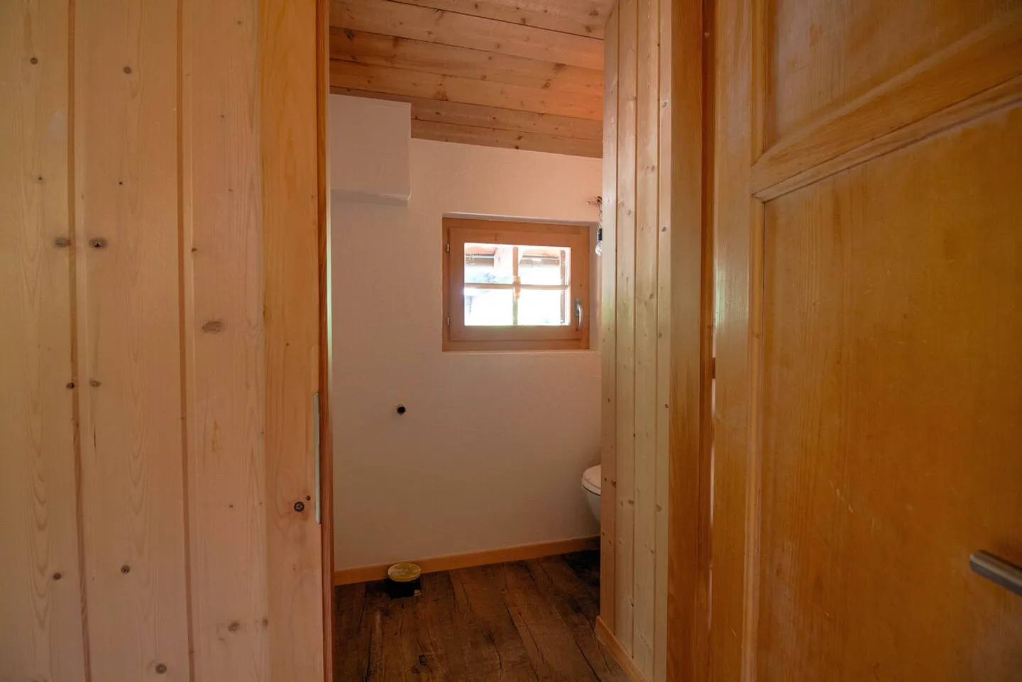 Charmantes kleines Chalet zu verkaufen in Lourtier - Foto 9 von 9
