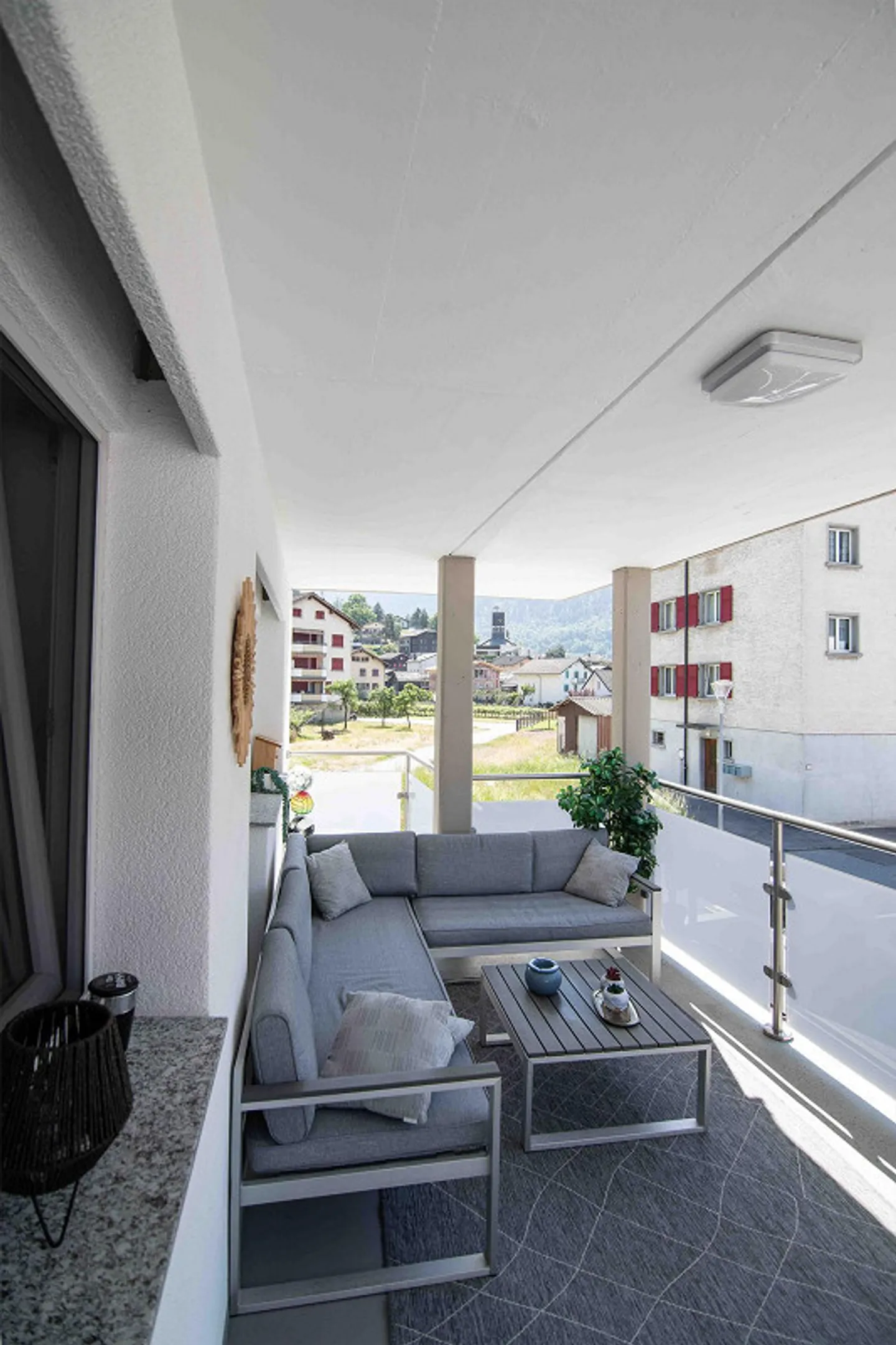 Completely renovated multi-family house with 3 residential units, garage and... - Photo 22 of 23