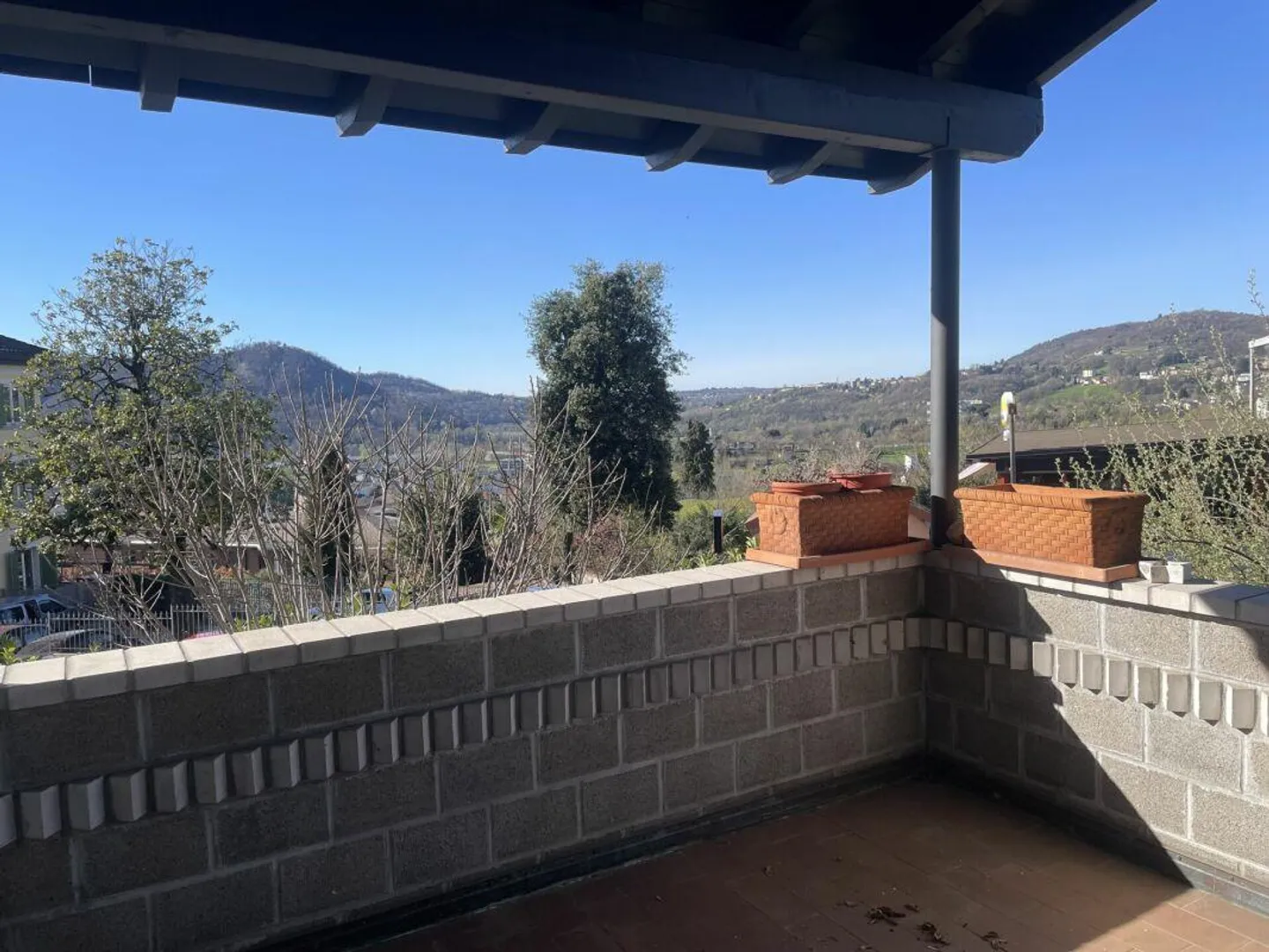 Interesting single-family house with independent apartment and garden - Photo 4 of 11