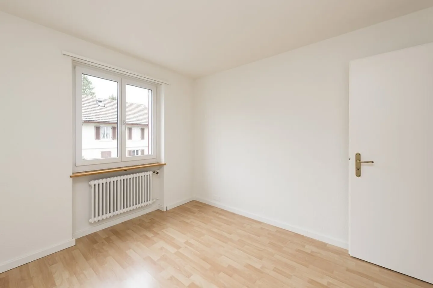 A Happy Apartment Start - Photo 3 of 5