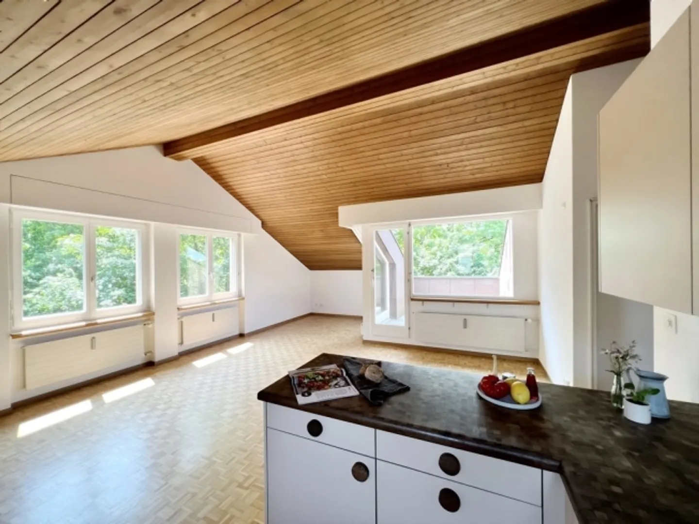 «Dachwohnung an perfekter Lage» - Foto 3 von 8