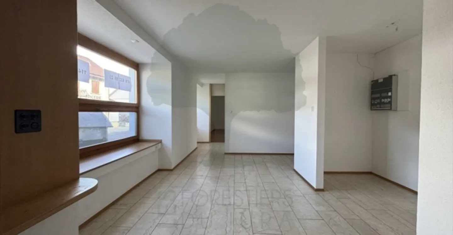 Edificio ad uso misto in affitto - Foto 8 di 13