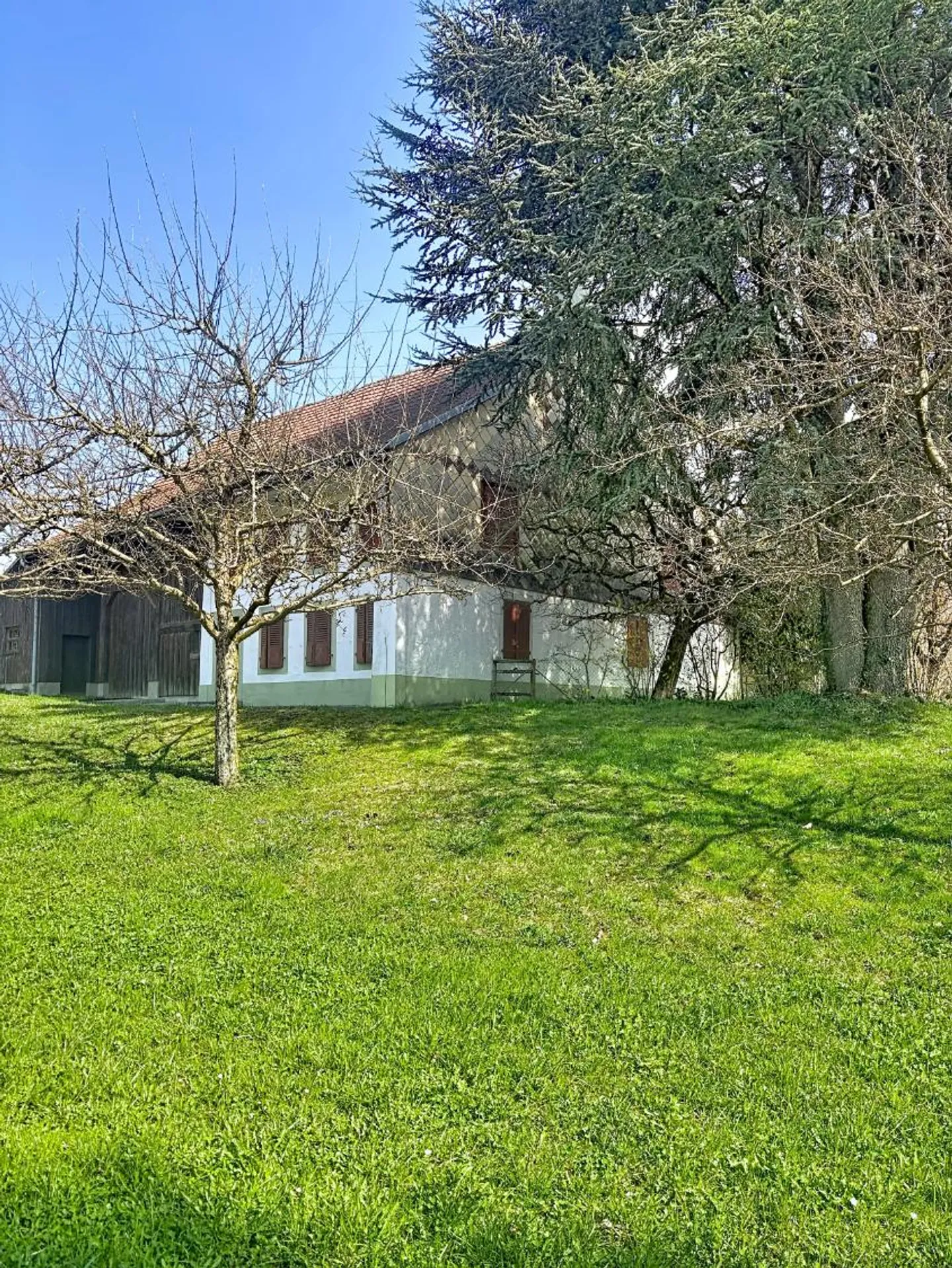 Charmante Ferme avec Potentiel - Photo 3 sur 5