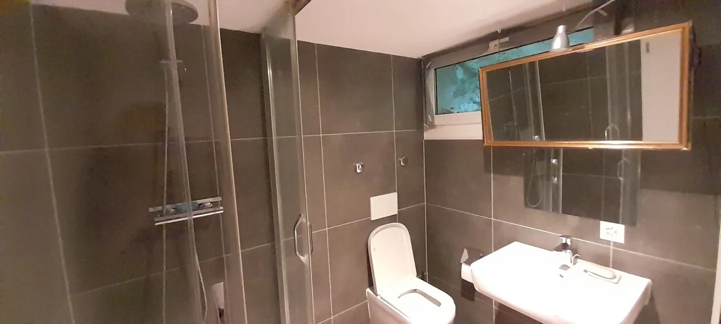 Moderno appartamento 1,5 locali, arredato su richiesta, con spazio esterno! - Foto 9 di 12