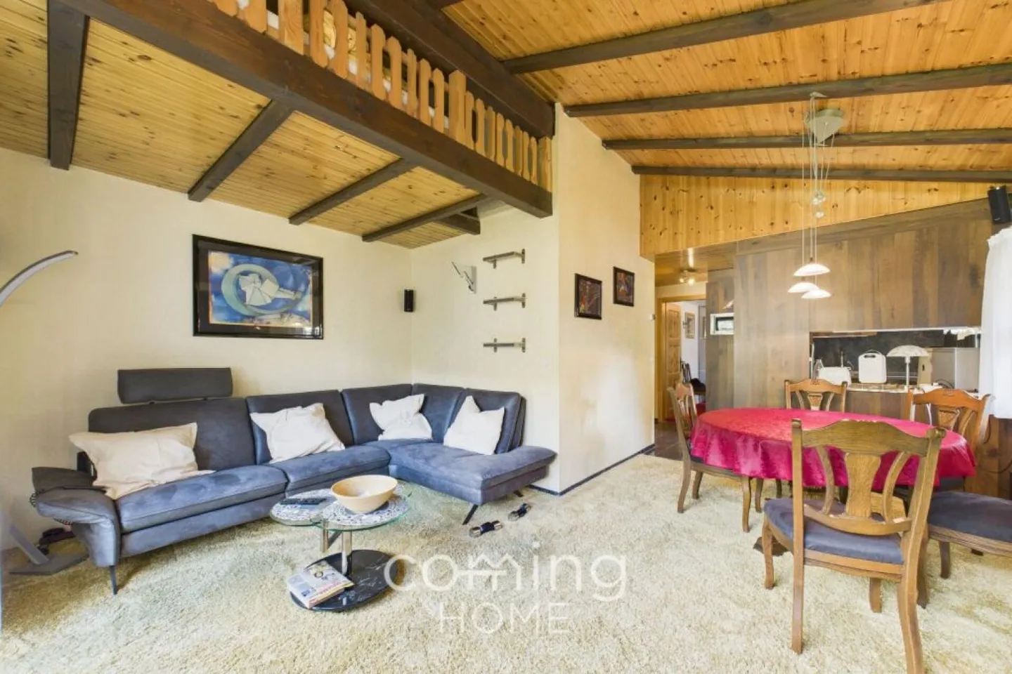 Living in Saas-Grund - 2.5 rooms with fireplace and unobstructed view - Photo 2 of 10