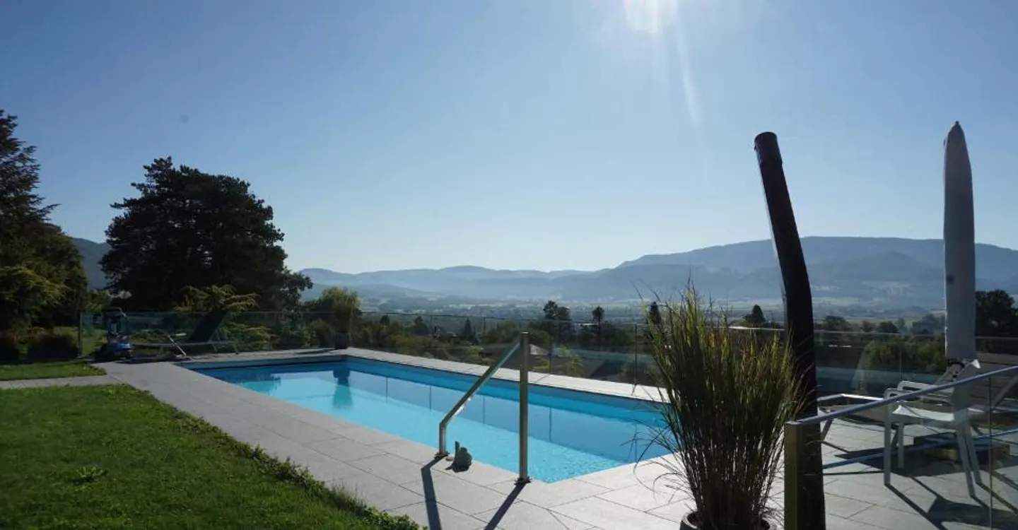 ARI-244 Splendide villa d'architecte avec piscine et vue imprenable sur le hauts de Delémont - Foto 5 von 12