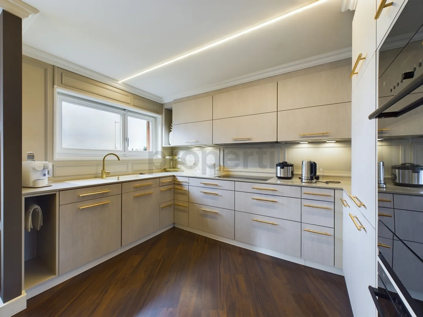 Exclusive Property in Zug - Photo 4 of 13