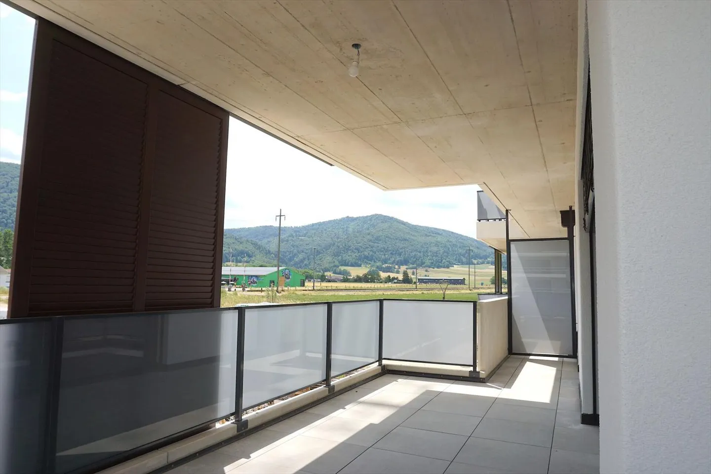 Appartamento di 3,5 locali - Superficie netta di 74 m2 - Terrazza di 19 m2 - esposto a ovest - Foto 8 di 13