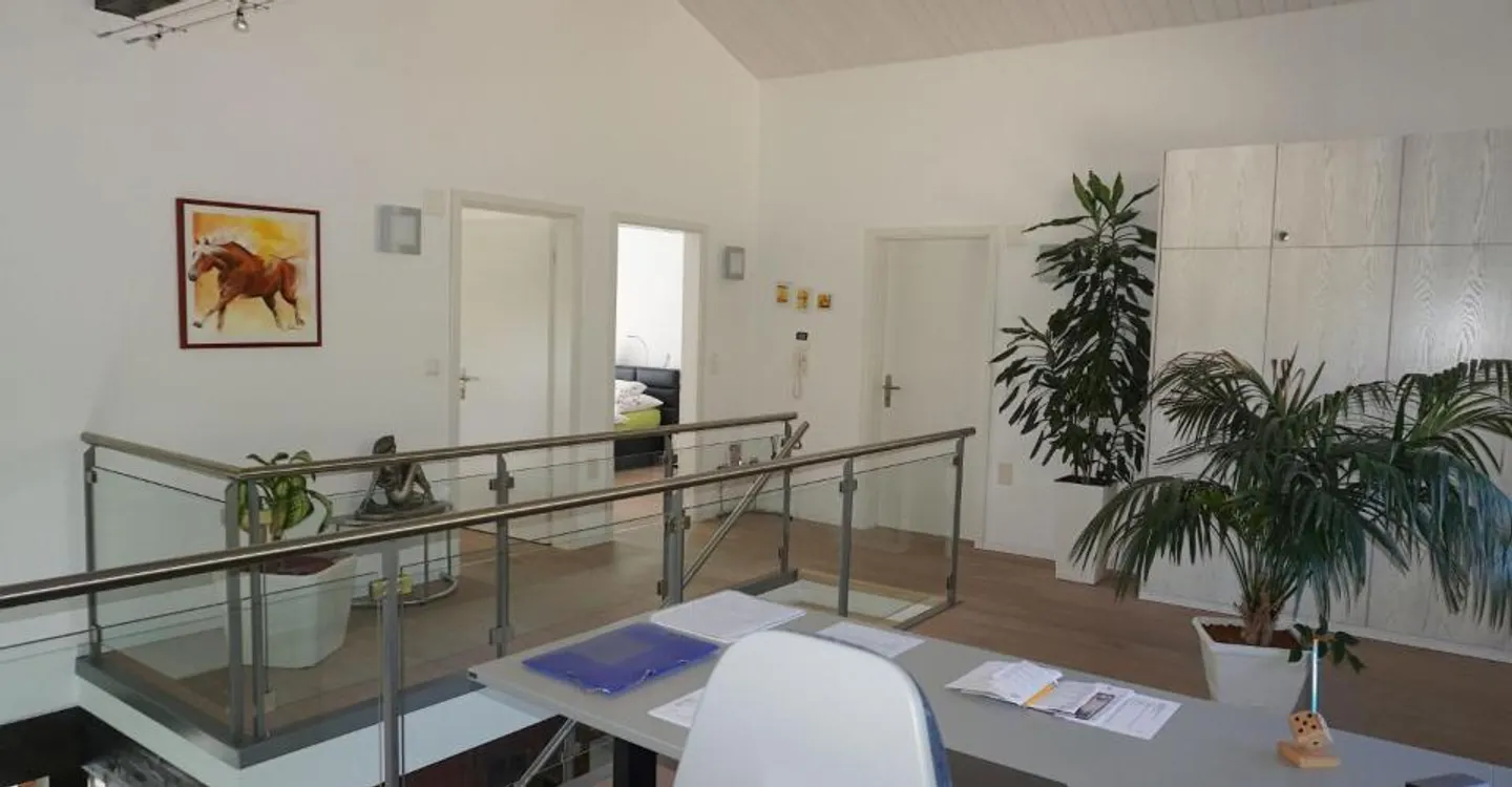 ARI-244 Splendide villa d'architecte avec piscine et vue imprenable sur le hauts de Delémont - Foto 11 von 12