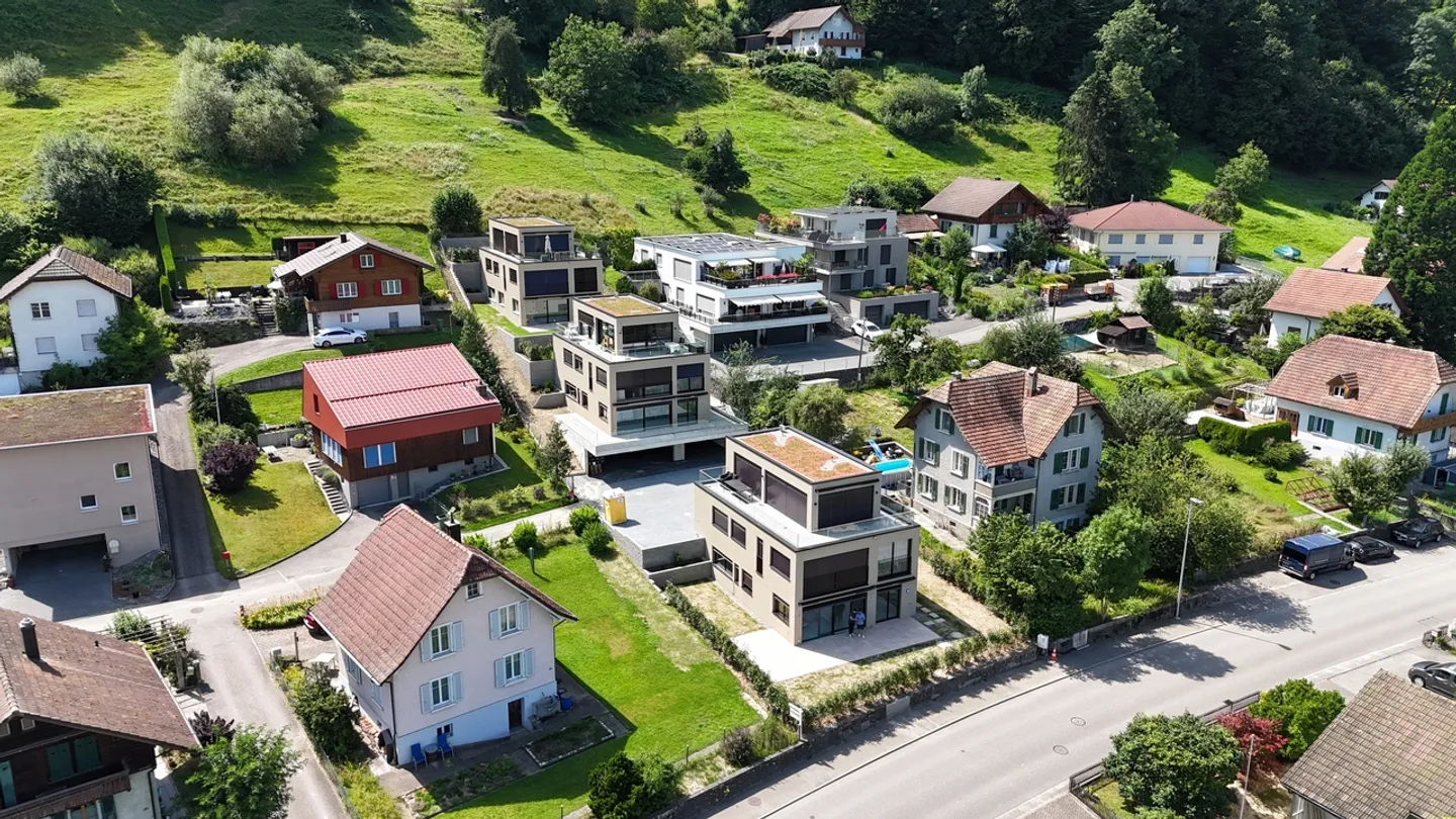 3.5-Zimmer-Terrassenwohnung mit hochwertiger Ausstattung - Foto 8 von 8