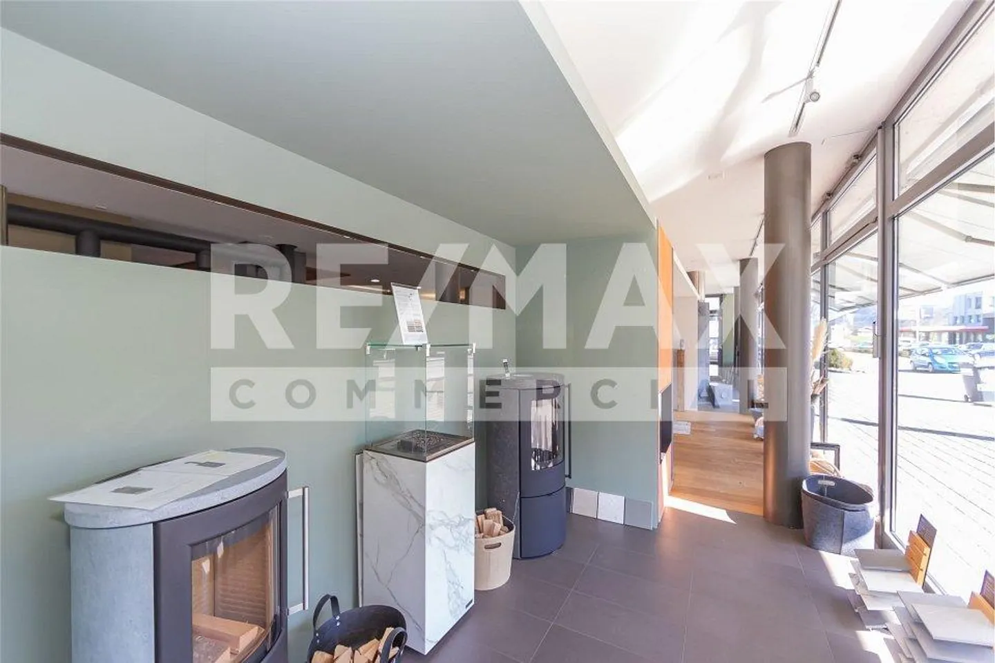 Residential and Commercial Property - Photo 2 of 13