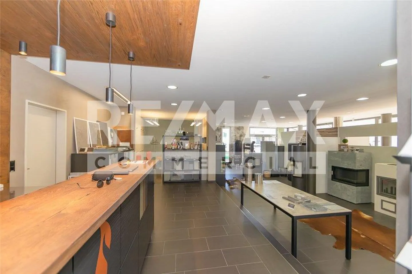Residential and Commercial Property - Photo 4 of 13