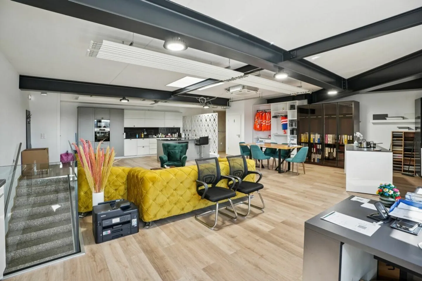 «Yverdon - Moderne Industriehalle von 195 m²» - Photo 9 of 14