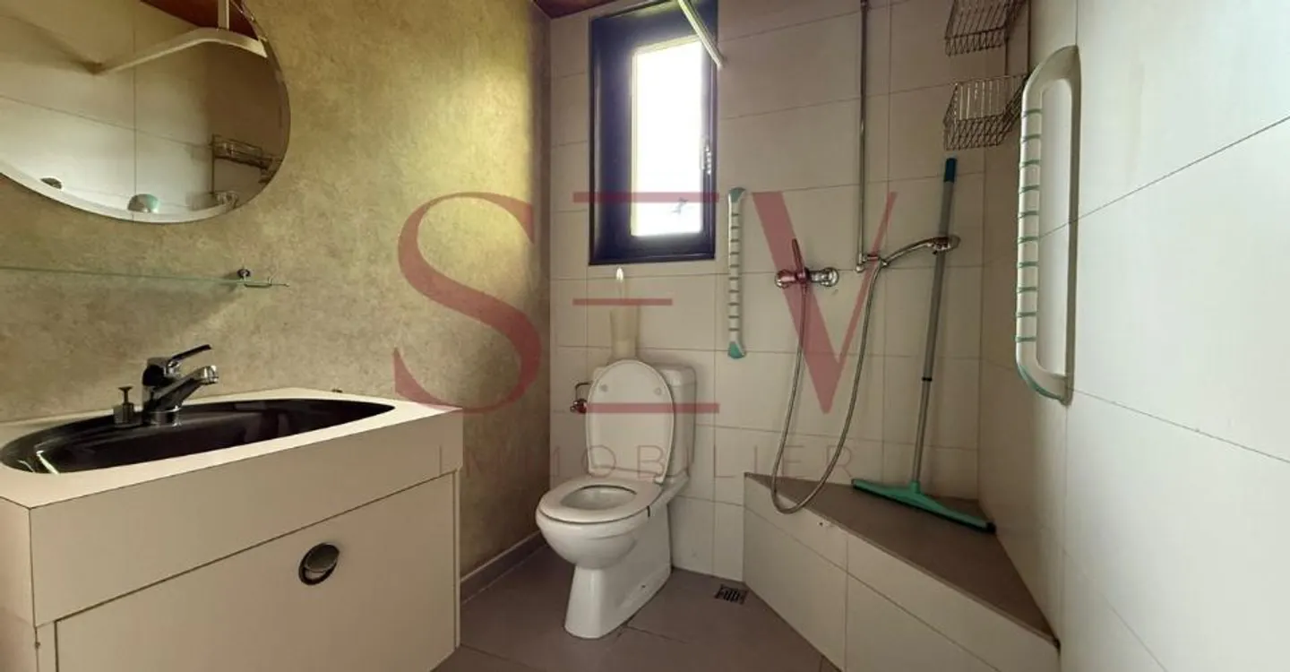 2 apartments of 3.5 rooms - Character chalet with unobstructed view - Photo 10 of 10