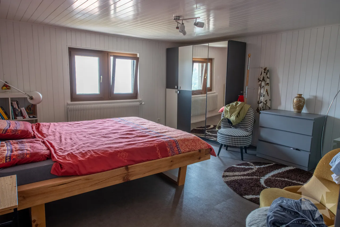 Haus mit 2 Wohnungen (2,5p, 4,5p), ruhig, schöne Aussicht und sonnig - Foto 11 von 13