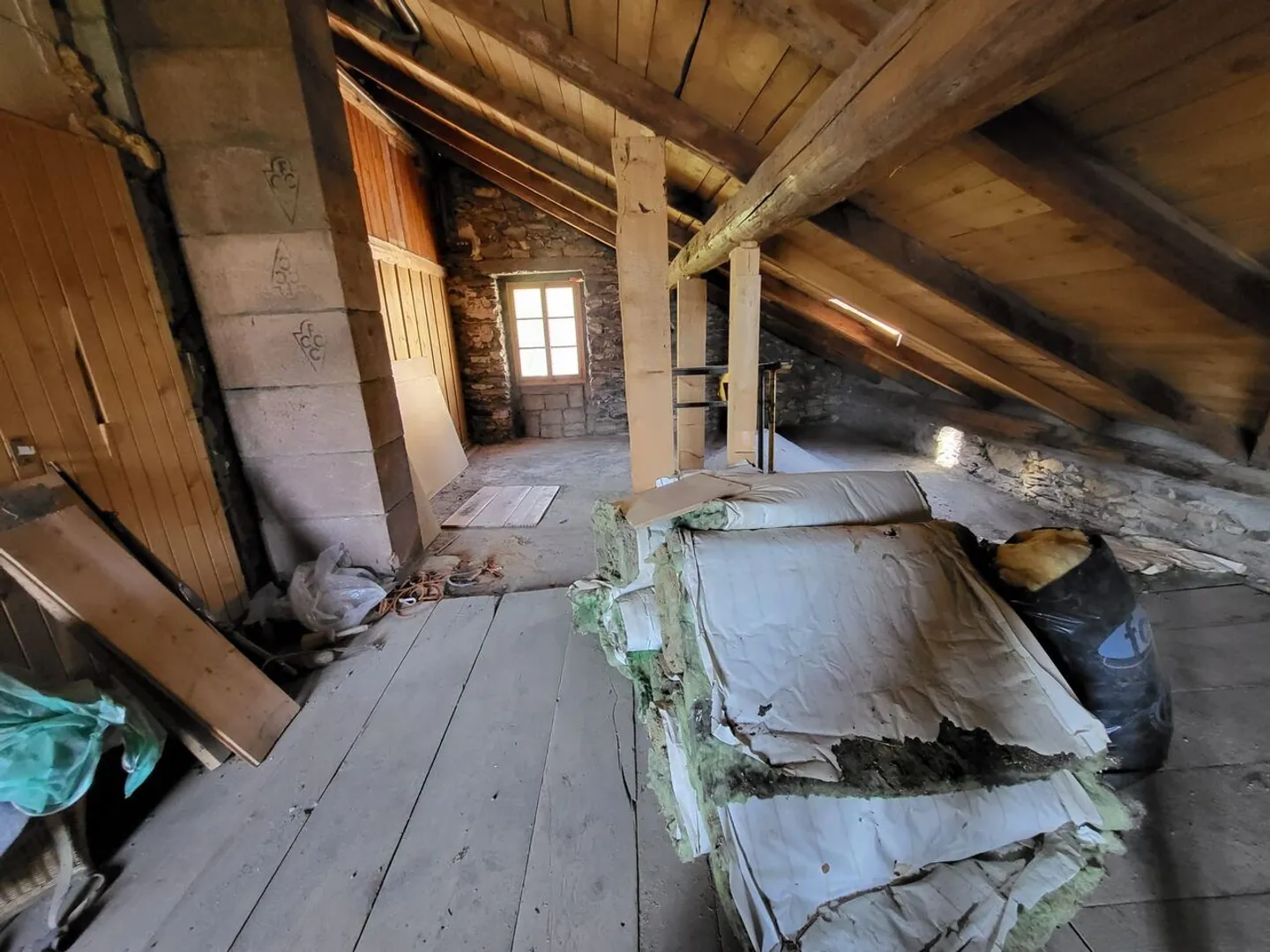 Maison mitoyenne à Savièse à rénover - Photo 4 sur 12